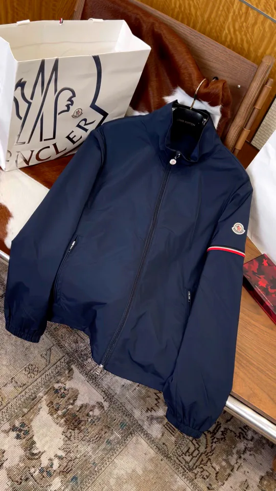 Куртки И Пуховики Мужские Moncler 12361126