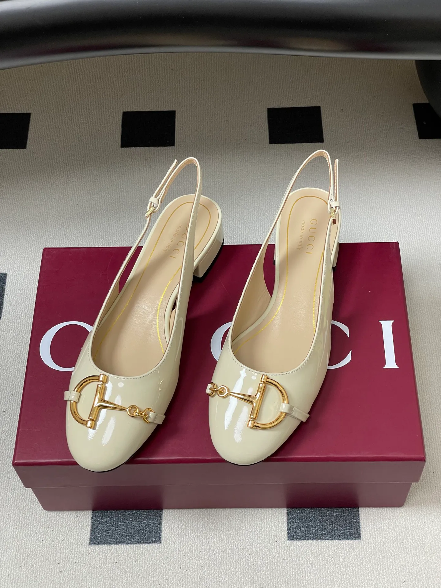 Туфли Женские Gucci 878975
