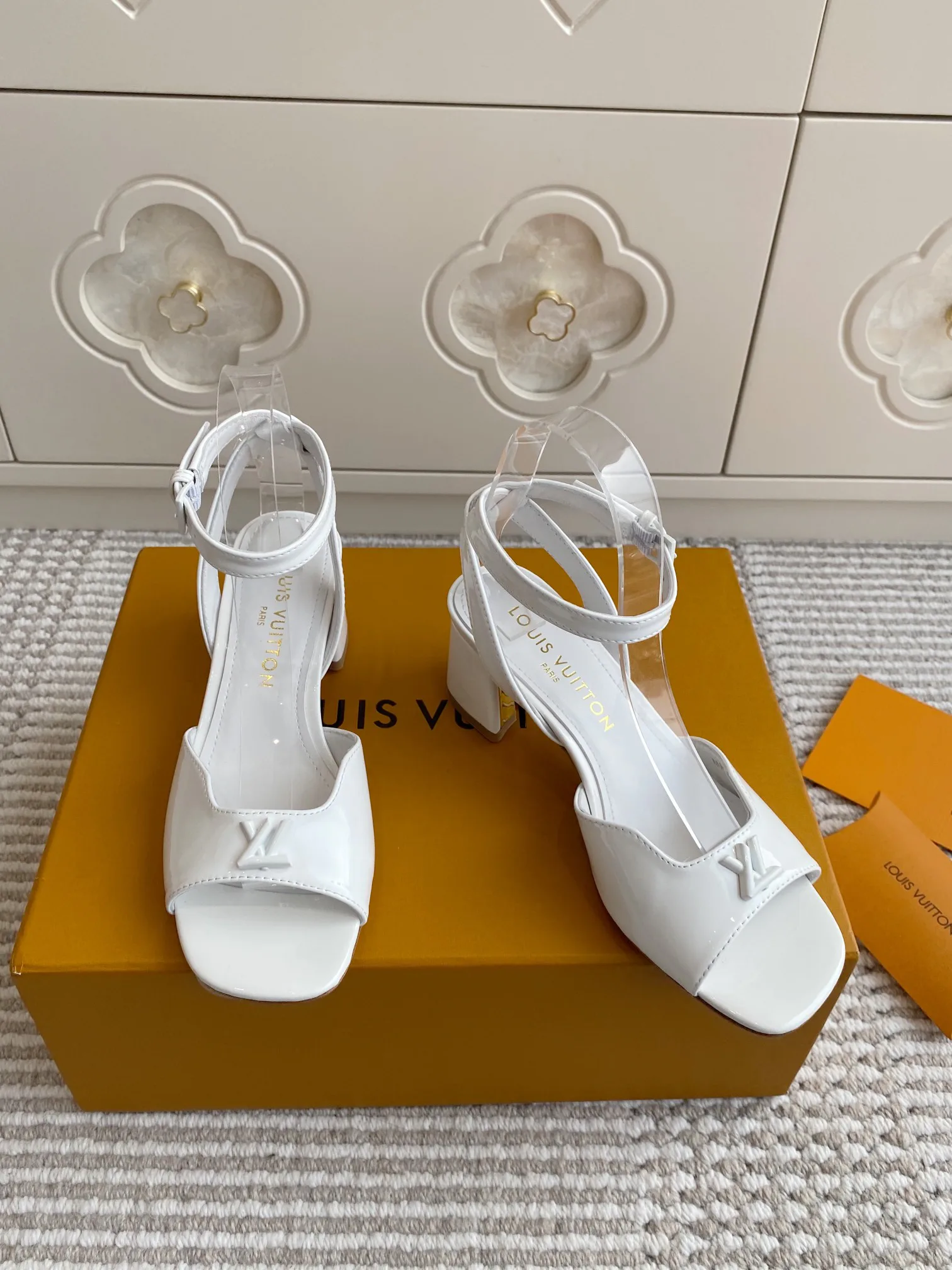 Босоножки Женские Louis Vuitton 34063