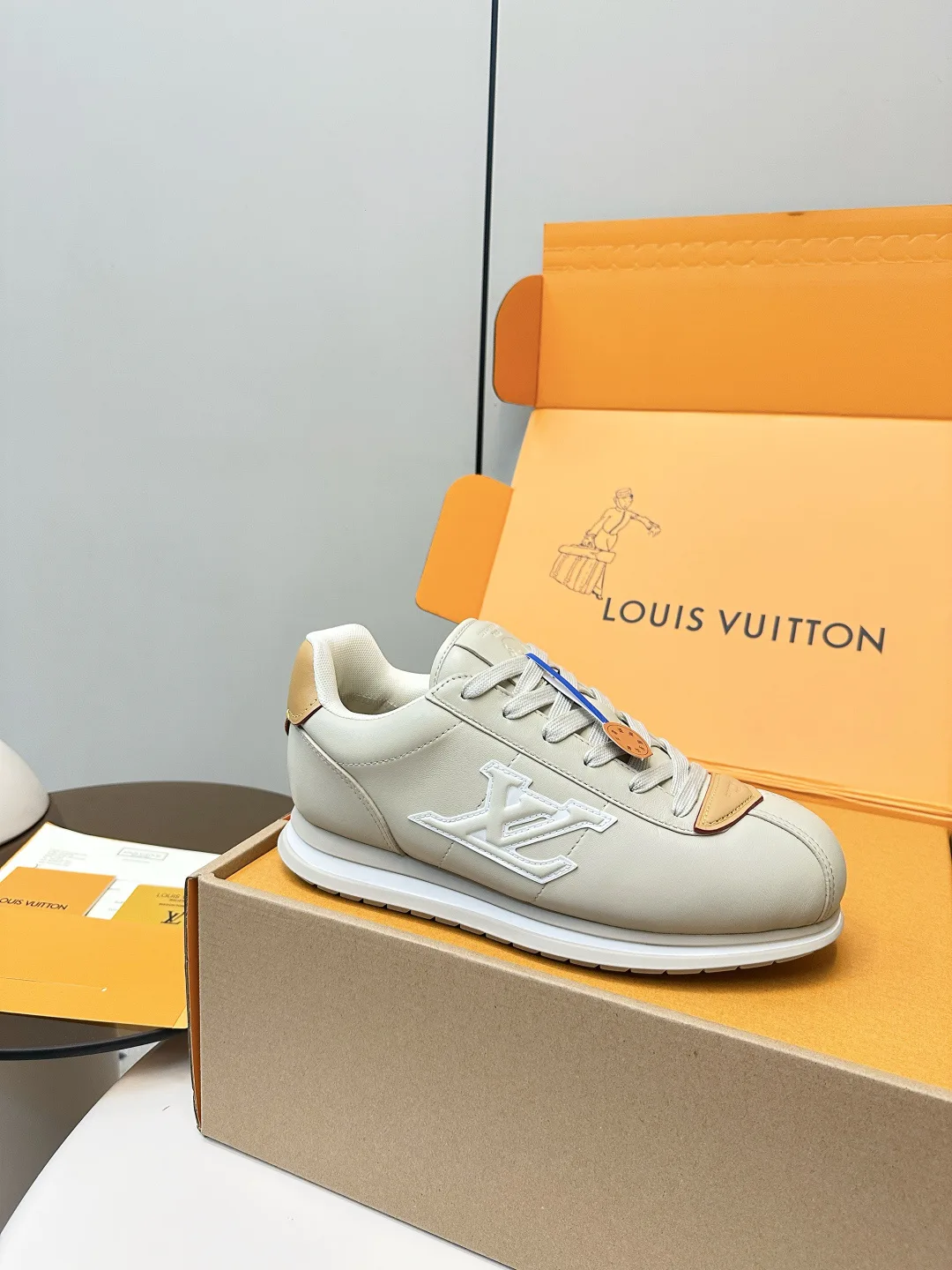 Кроссовки Женские Louis Vuitton 1511732