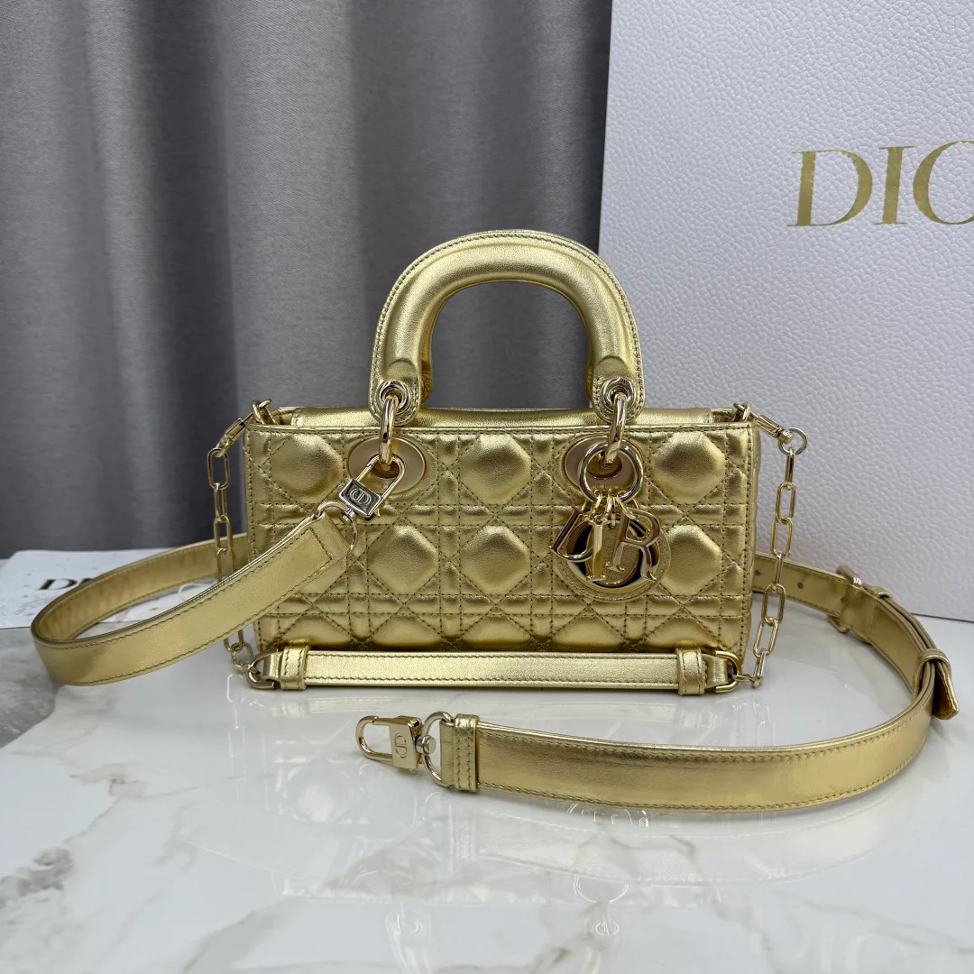Классические Сумки Женские Christian Dior 18116441