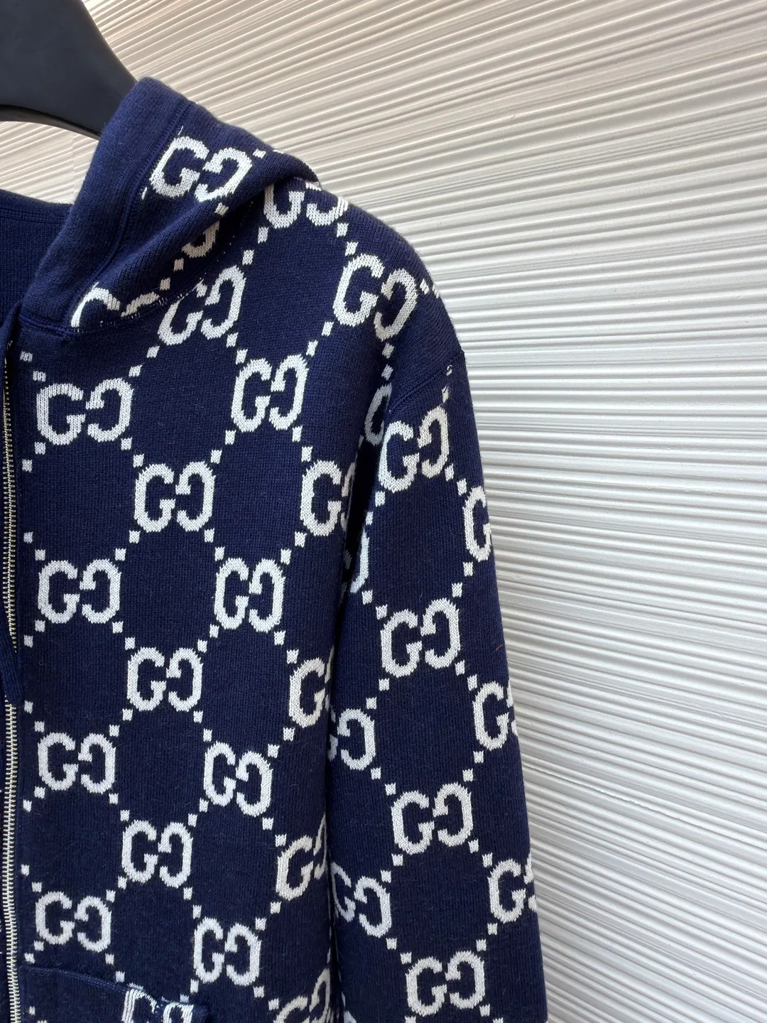 Куртки И Пуховики Мужские Gucci 9670056