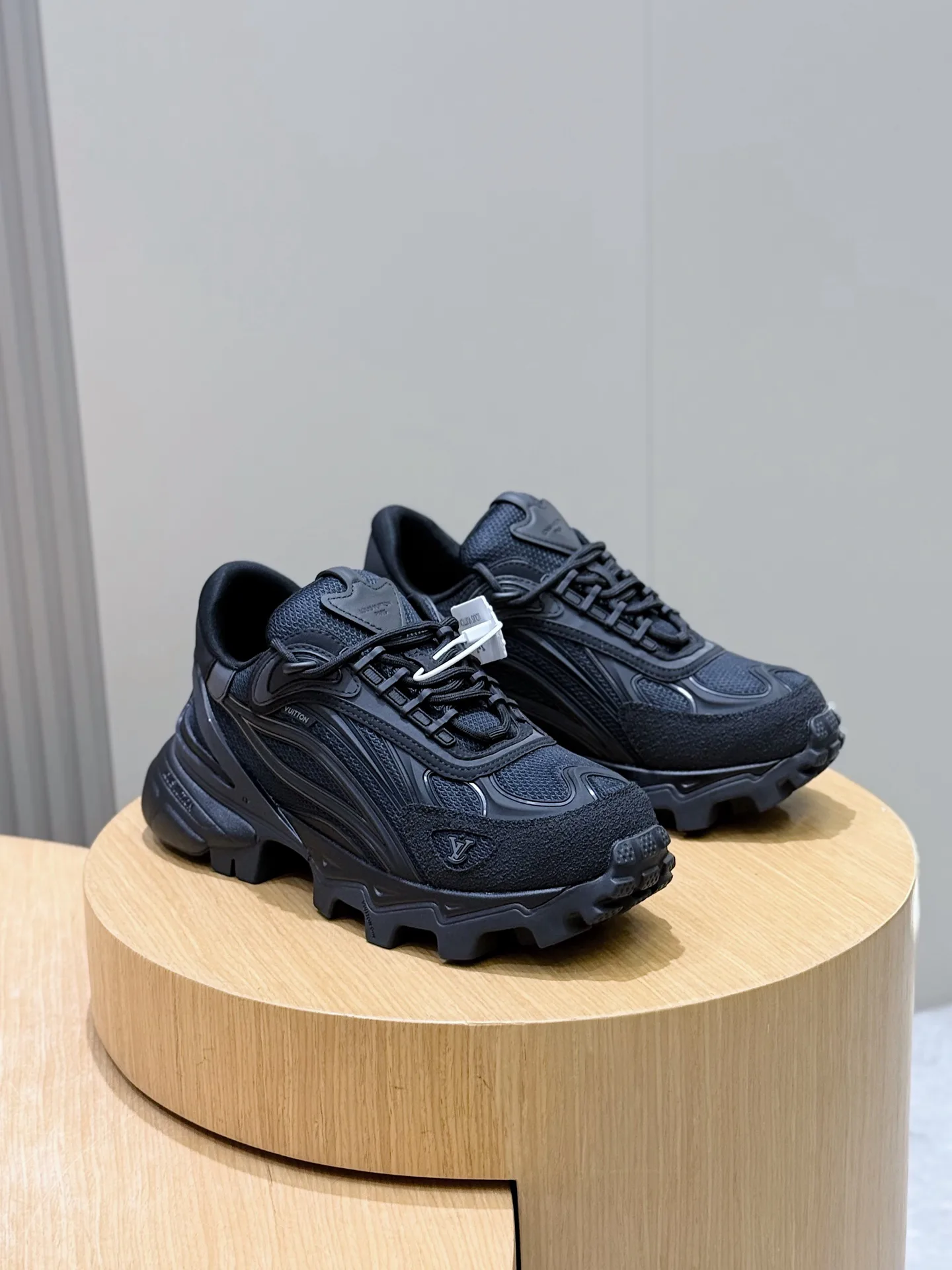 Кроссовки Мужские Louis Vuitton 11868027