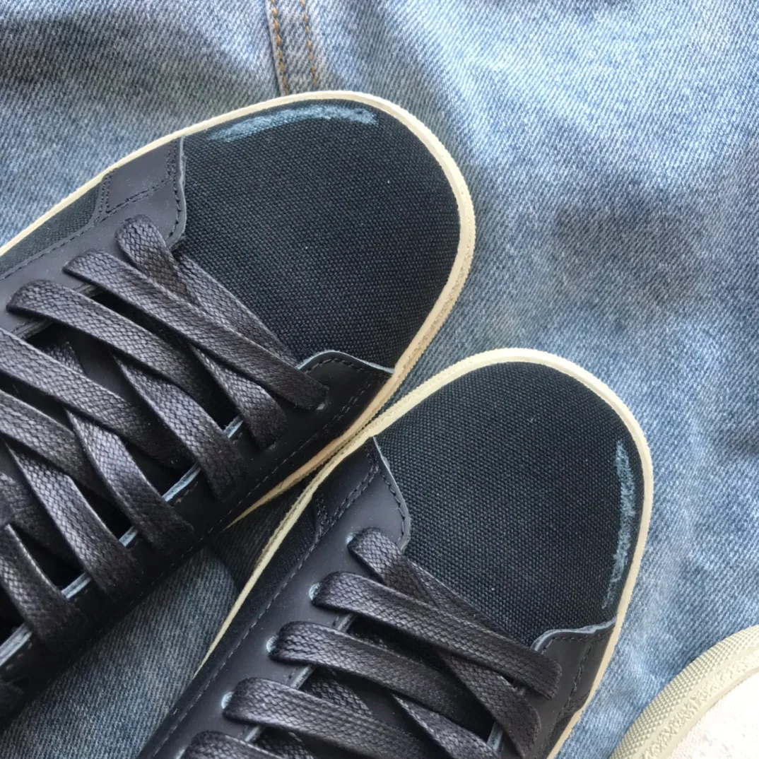 Кроссовки Женские Saint Laurent 11886737