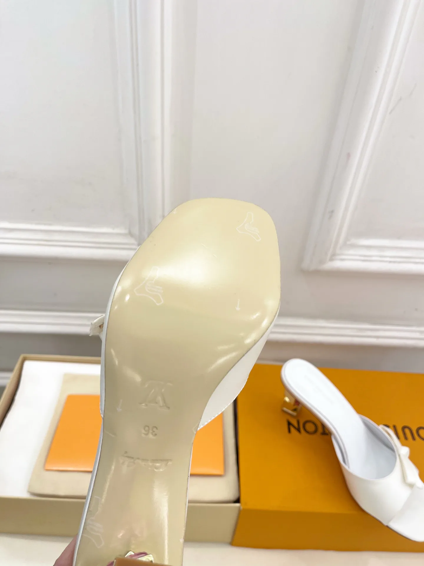 Мюли И Сабо Женские Louis Vuitton 18034958