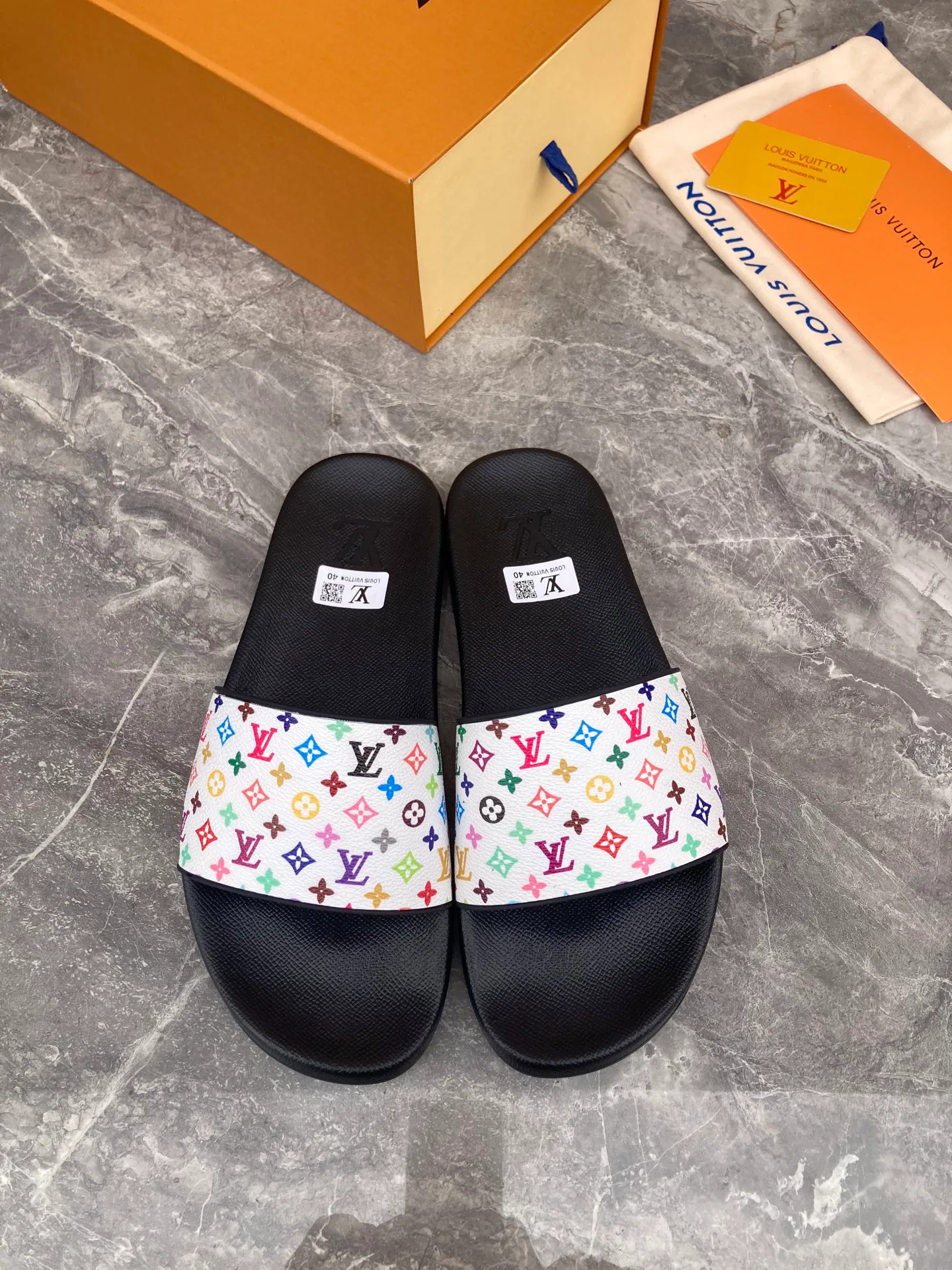 Шлепанцы Женские Louis Vuitton 5879843