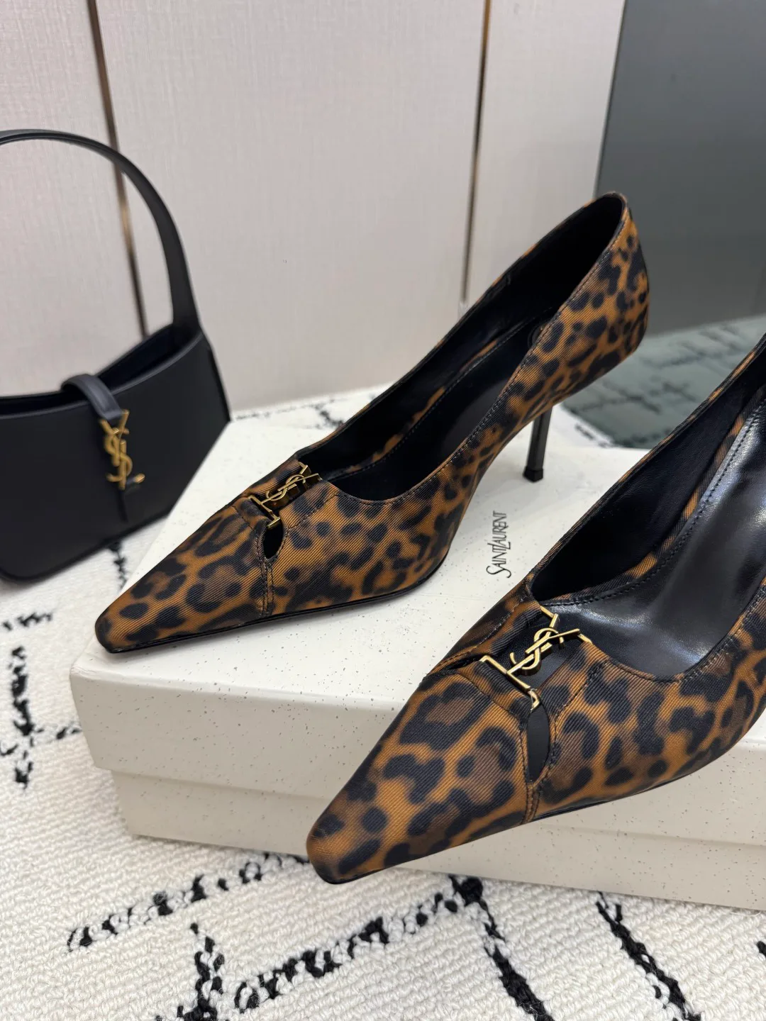 Туфли Женские Saint Laurent 18237778