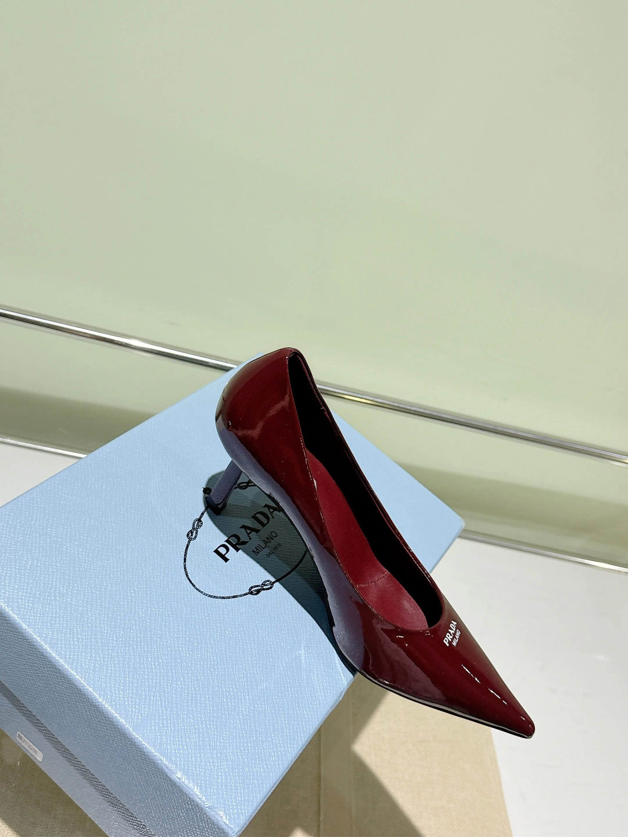 Туфли Женские Prada 18083944