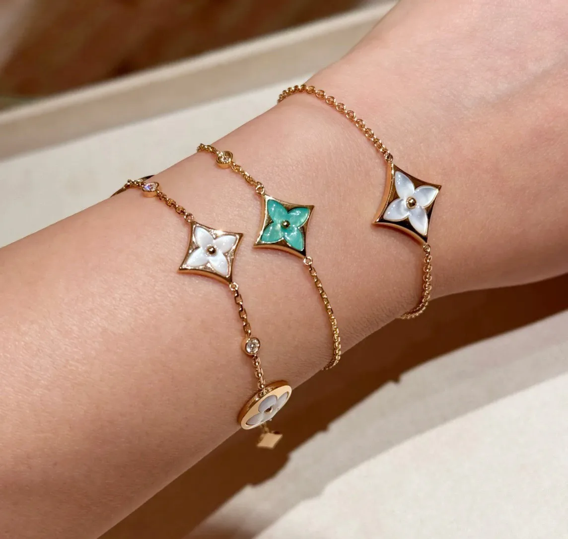 Бижутерия Louis Vuitton 11474361