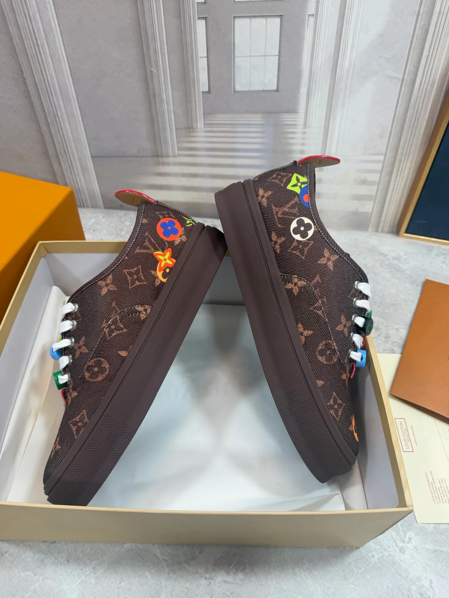 Кроссовки Мужские Louis Vuitton 18190070