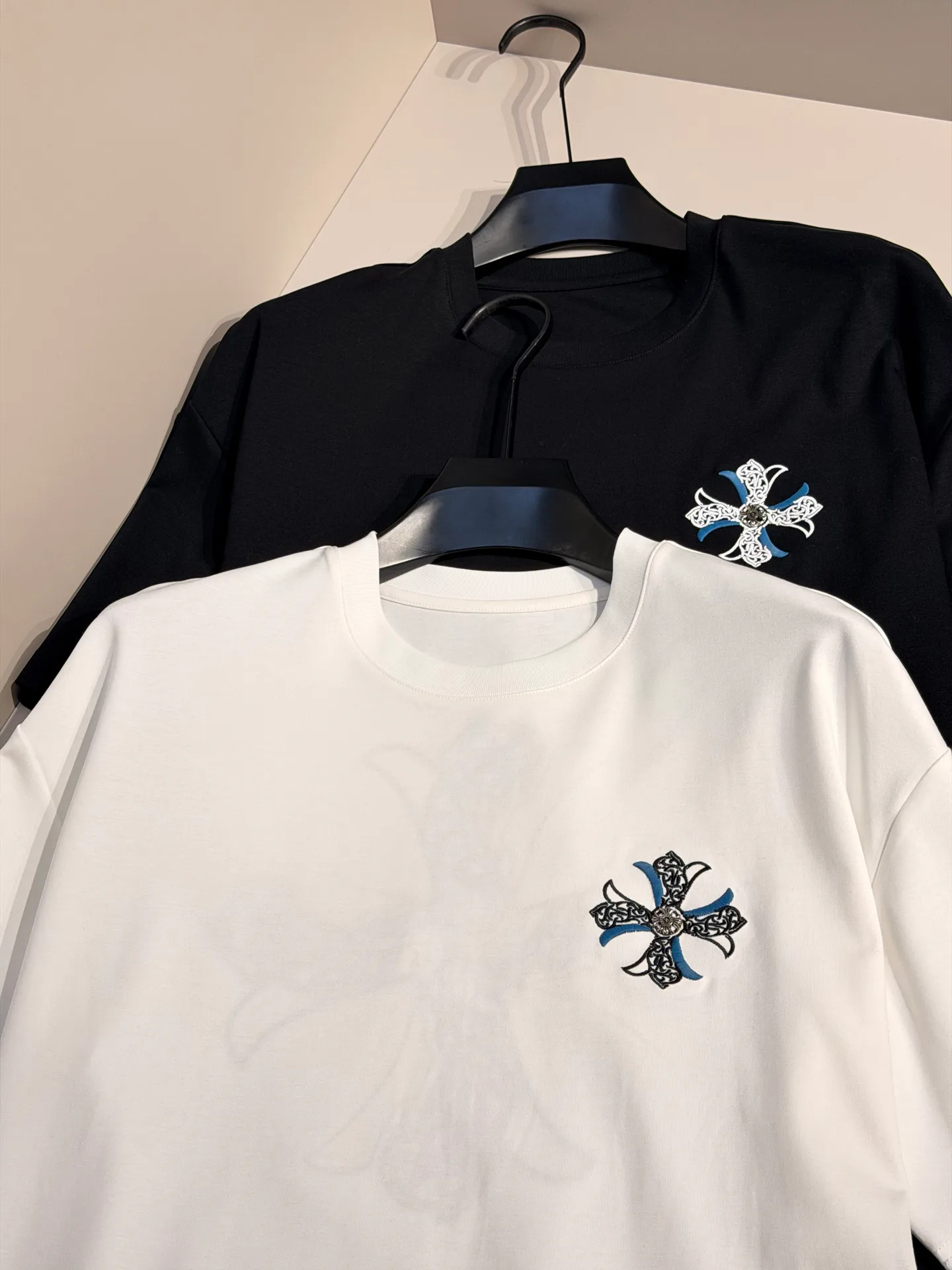 Футболки Женские Chrome Hearts 11323879