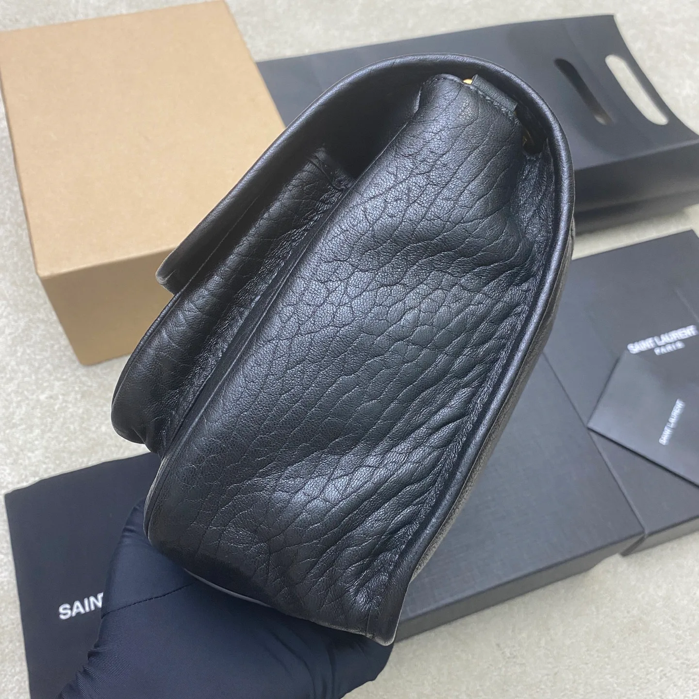 Классические Сумки Женские Saint Laurent 13435177