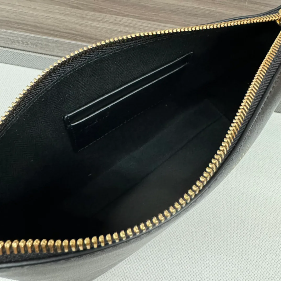Клатчи Женские Loewe 18116459