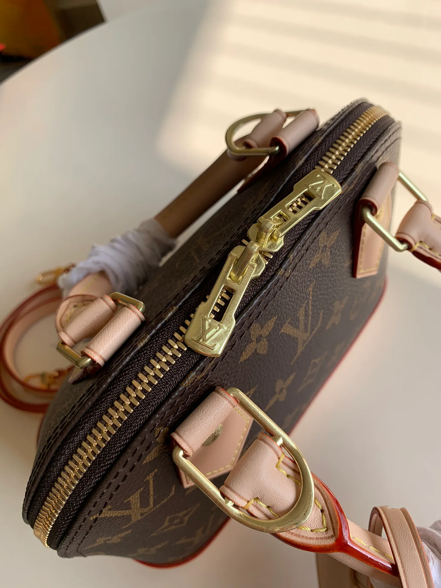 Классические Сумки Женские Louis Vuitton 12881