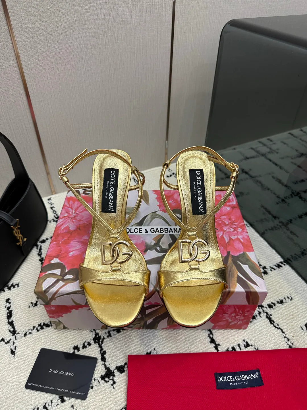 Босоножки Женские Dolce & Gabbana 18335952