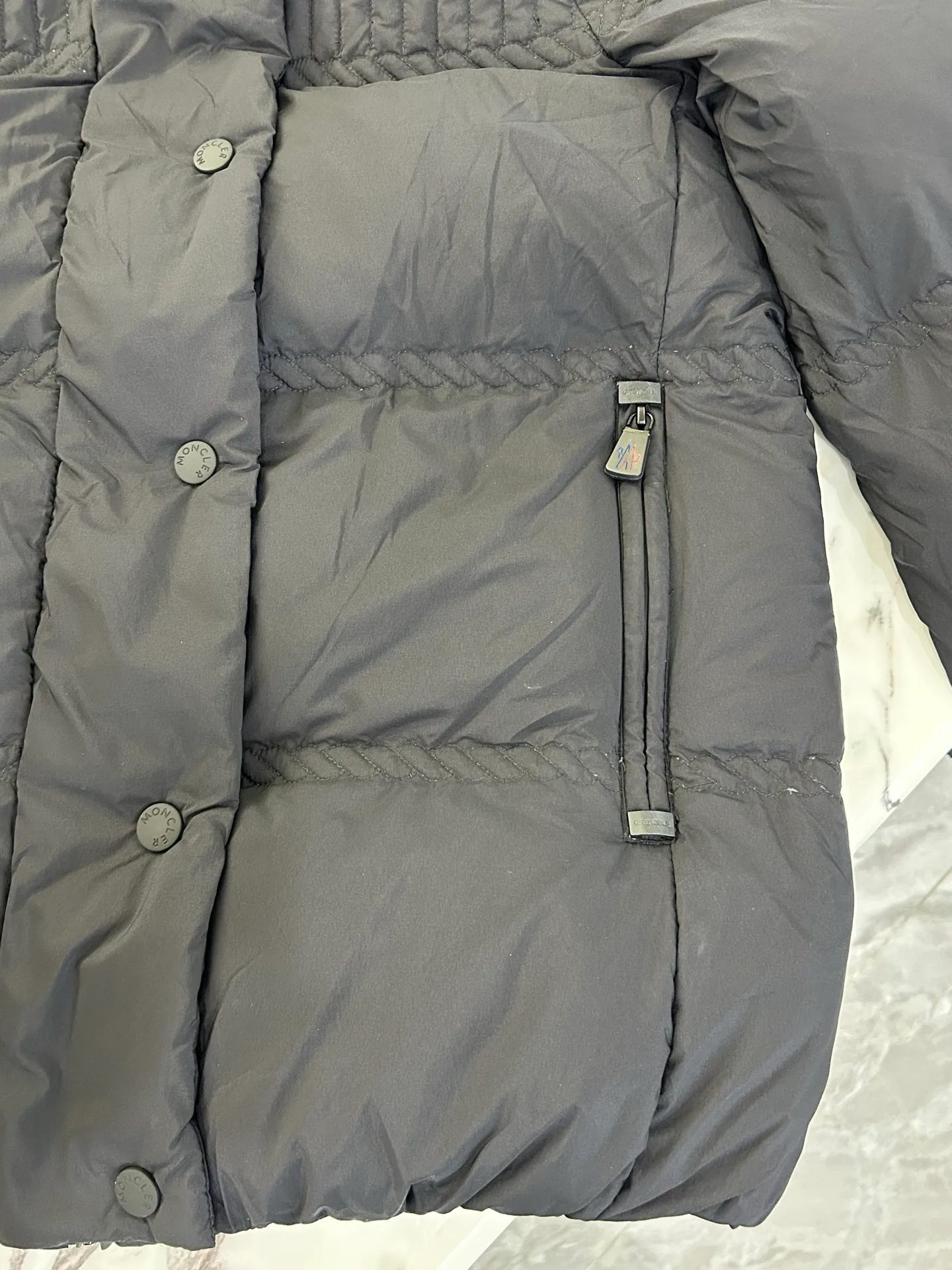 Куртки И Пуховики Мужские Moncler 18231500