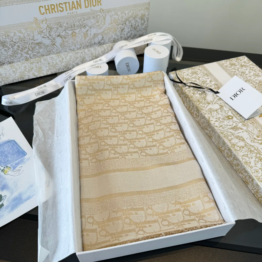 Шарфы Christian Dior 17827485