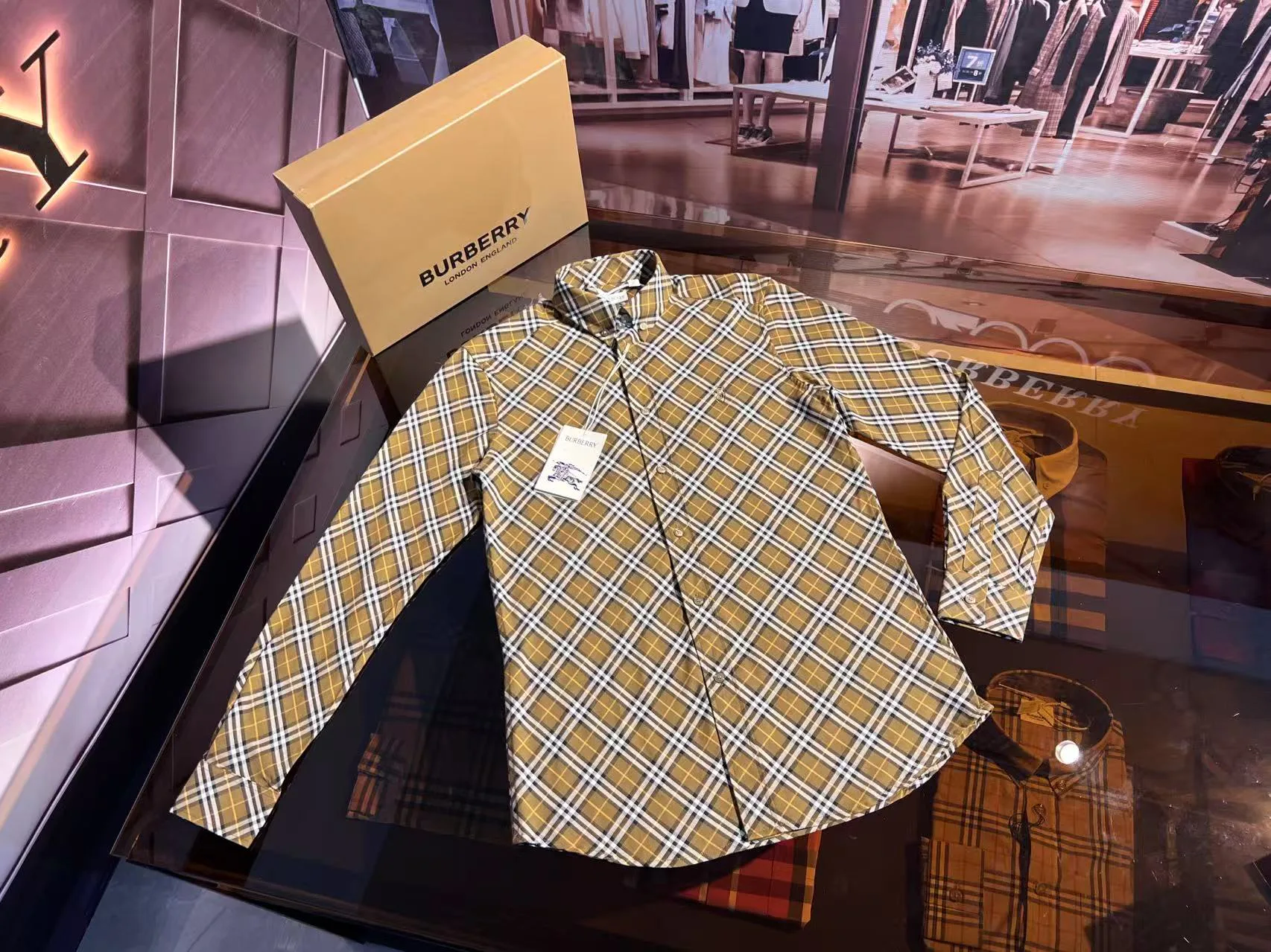 Рубашки Женские Burberry 11221332