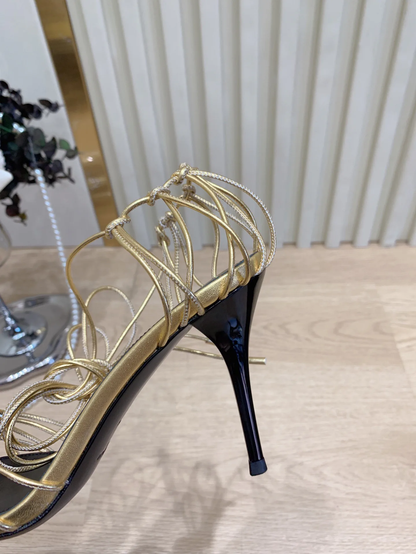 Босоножки Женские Saint Laurent 4511896