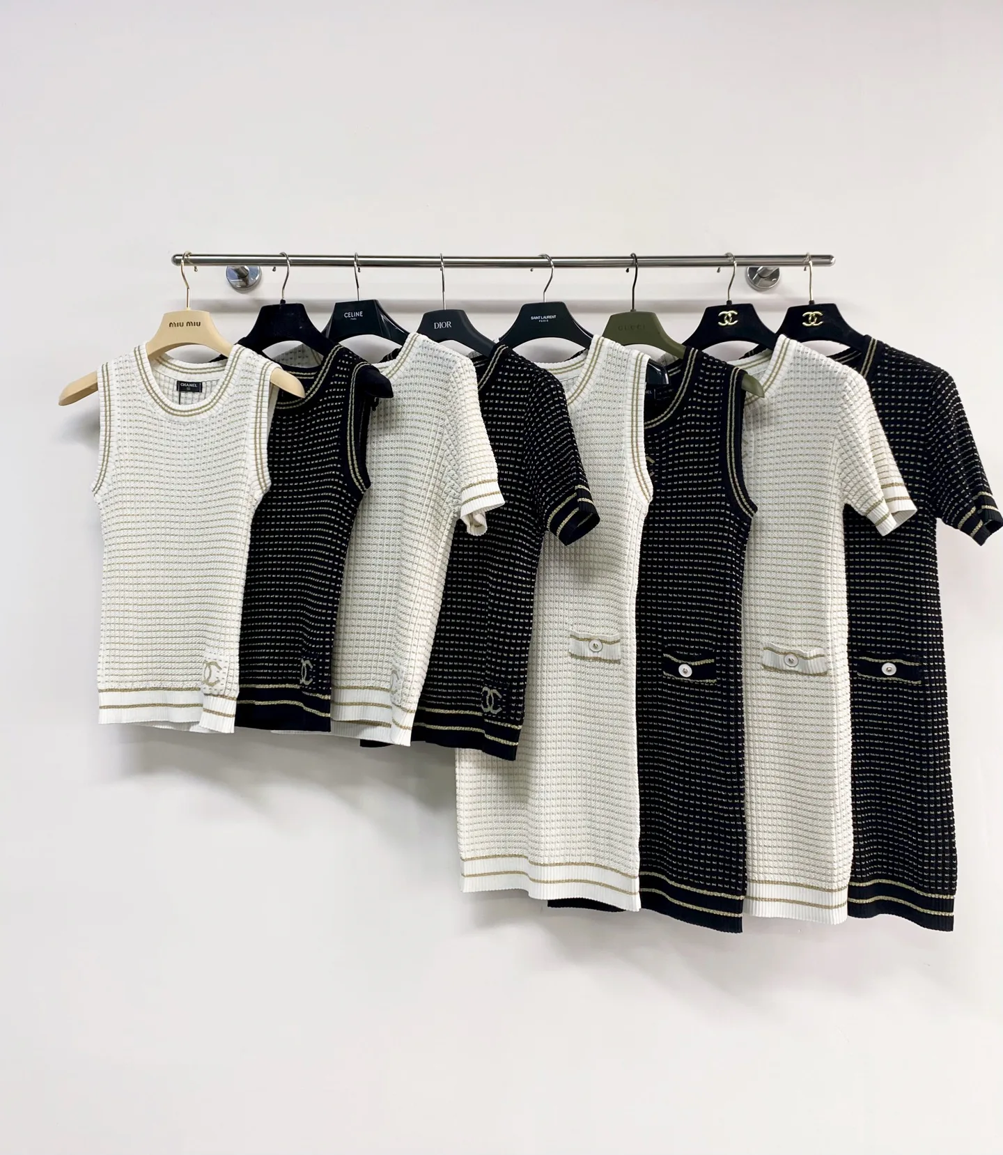 Платья Женские Chanel 10496909