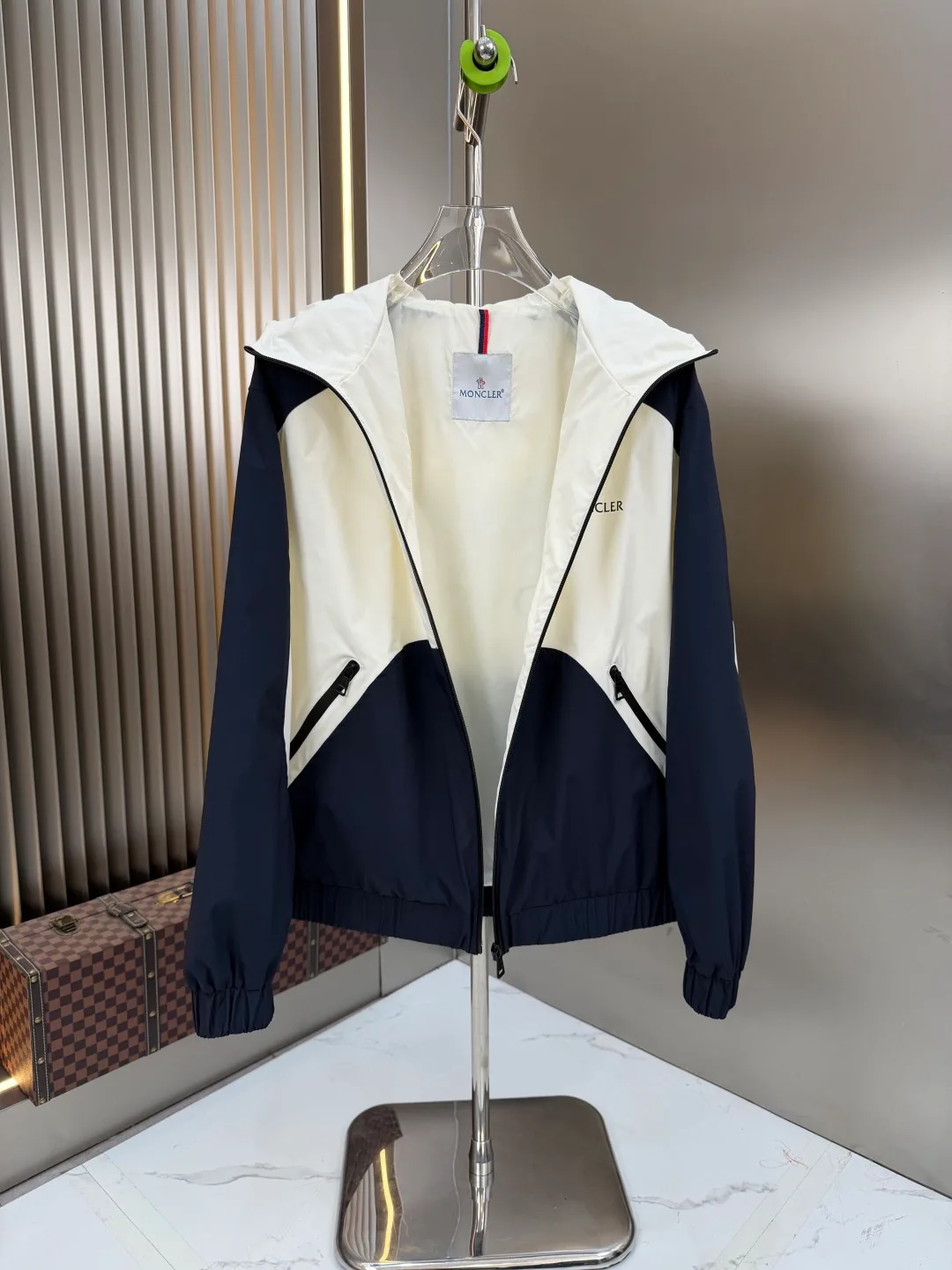 Пальто И Тренчи Мужские Moncler 11523385