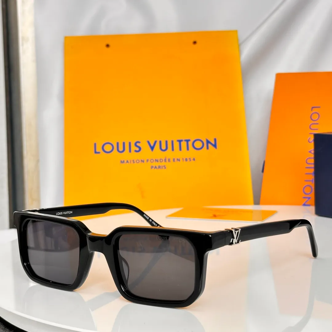 Очки Louis Vuitton 17017554