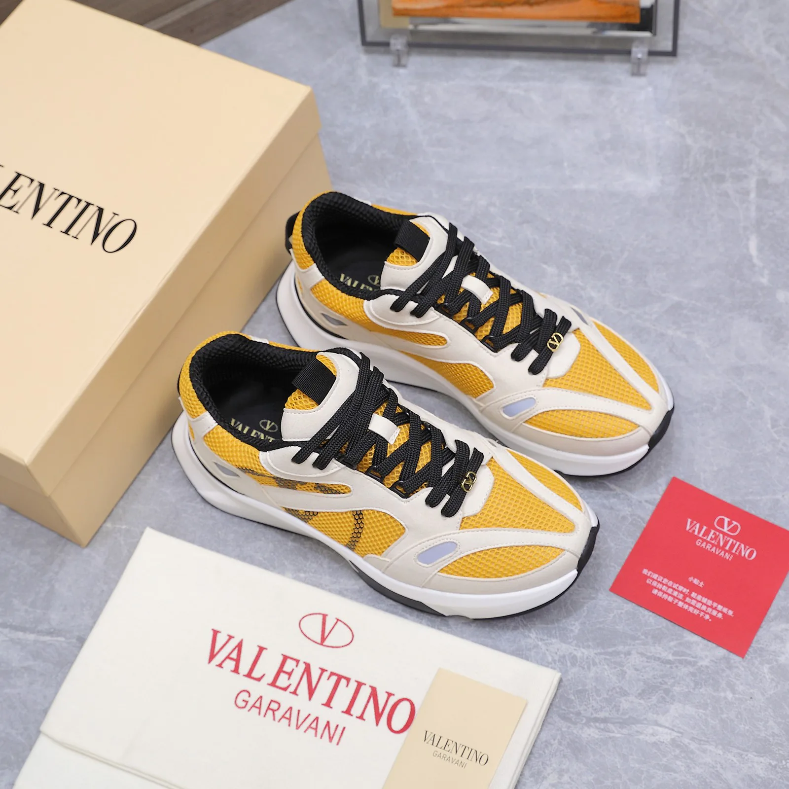 Кроссовки Мужские Valentino 17604594