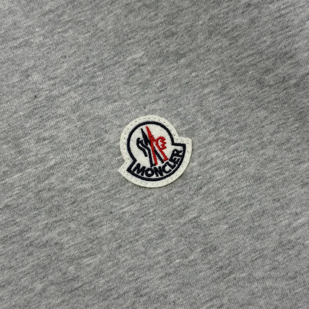 Футболки Мужские Moncler 3047372