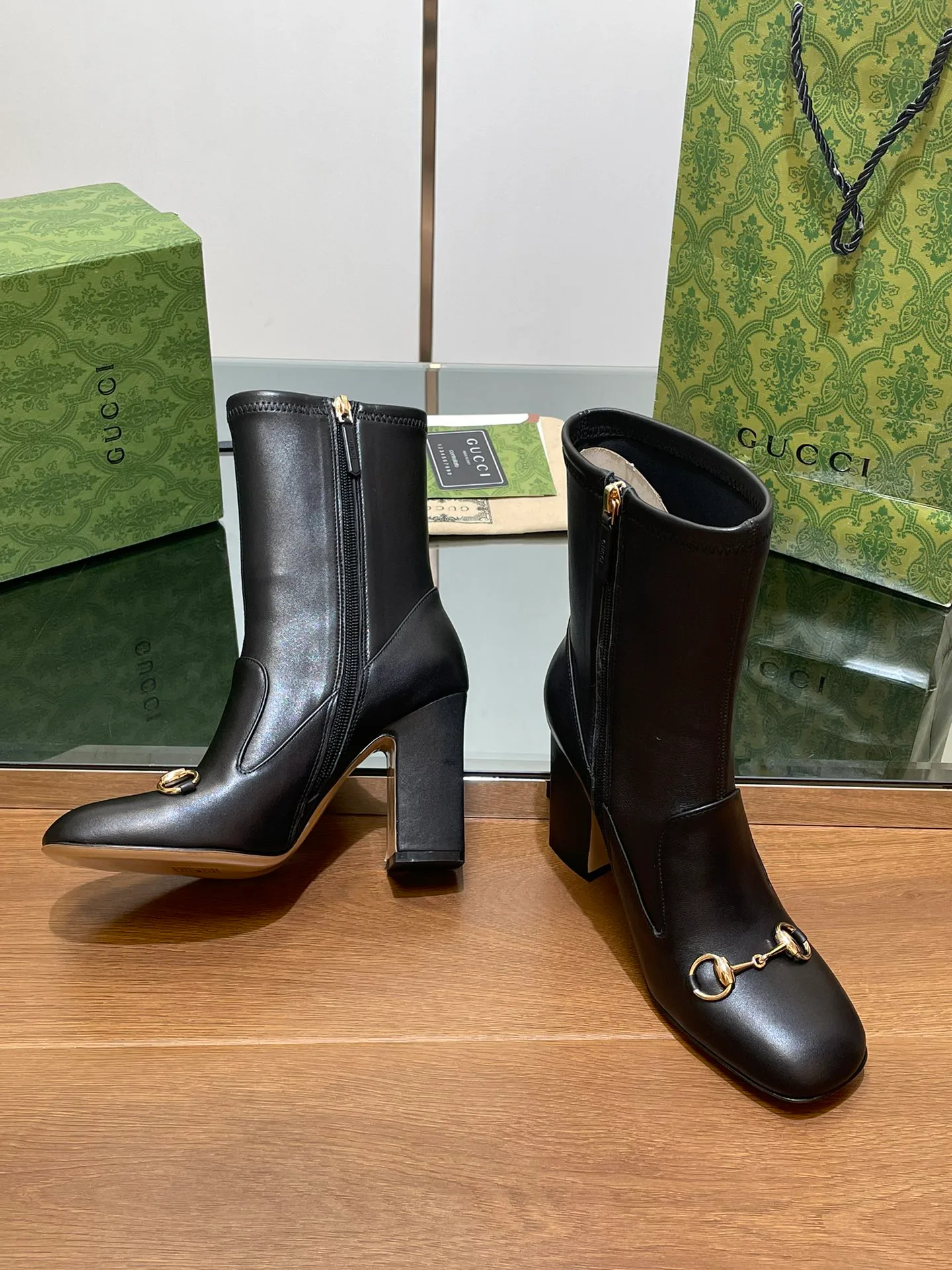 Ботильоны Женские Gucci 18083287