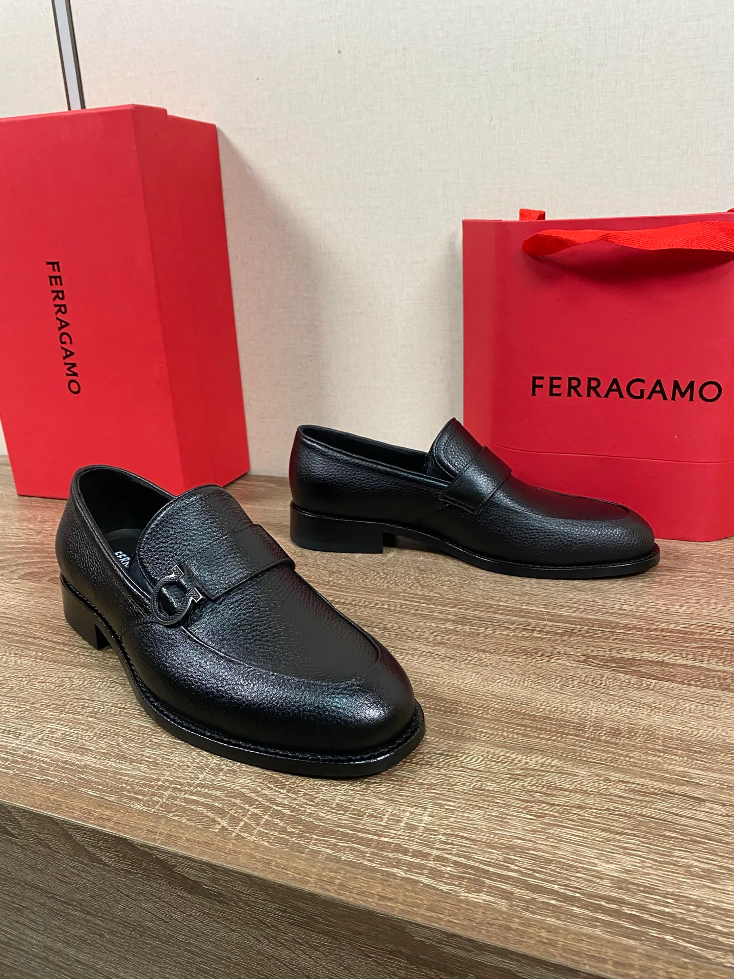 Лоферы И Туфли Мужские Salvatore Ferragamo 19656166