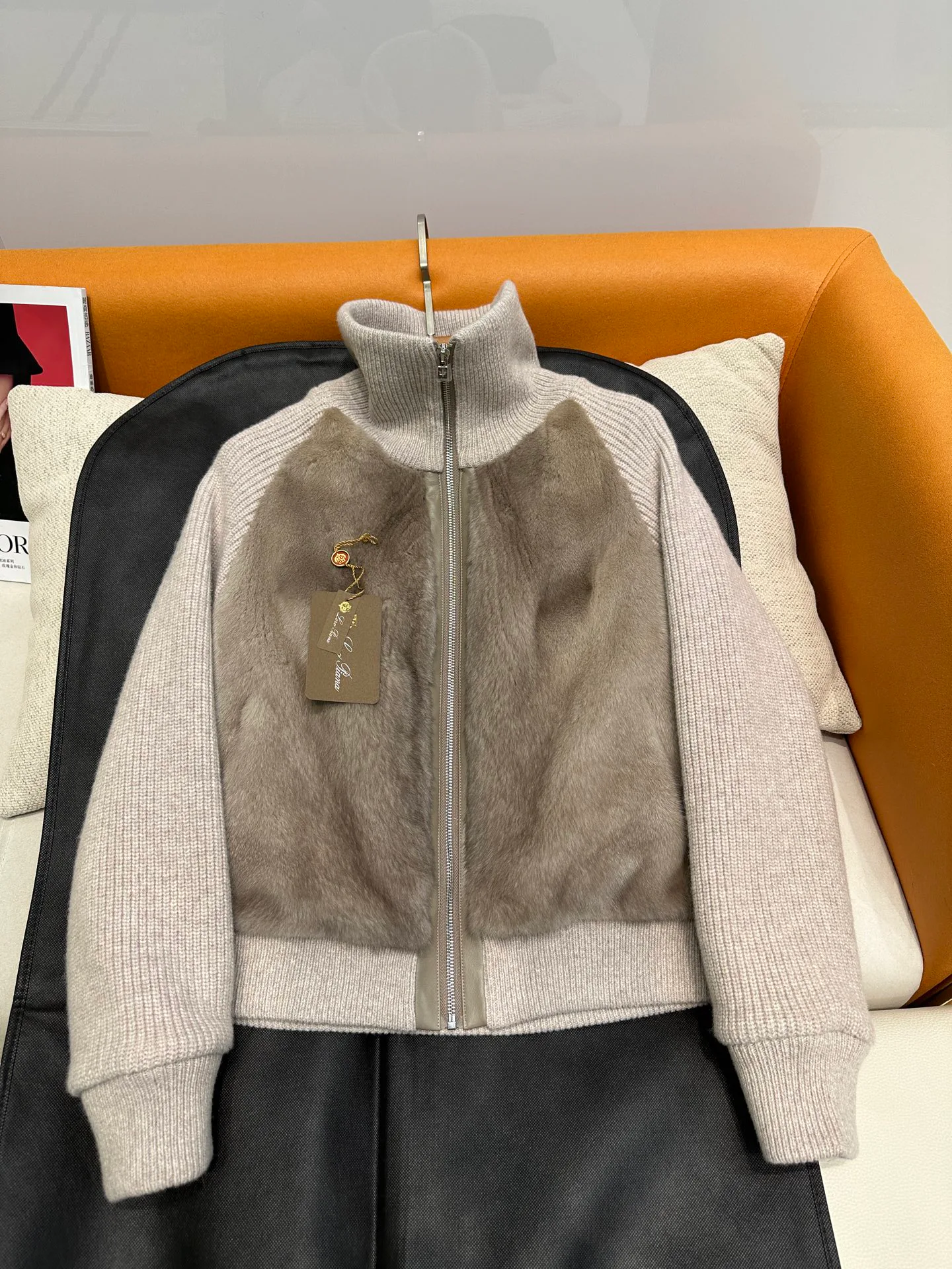 Куртки И Пуховики Женские Loro Piana 182270