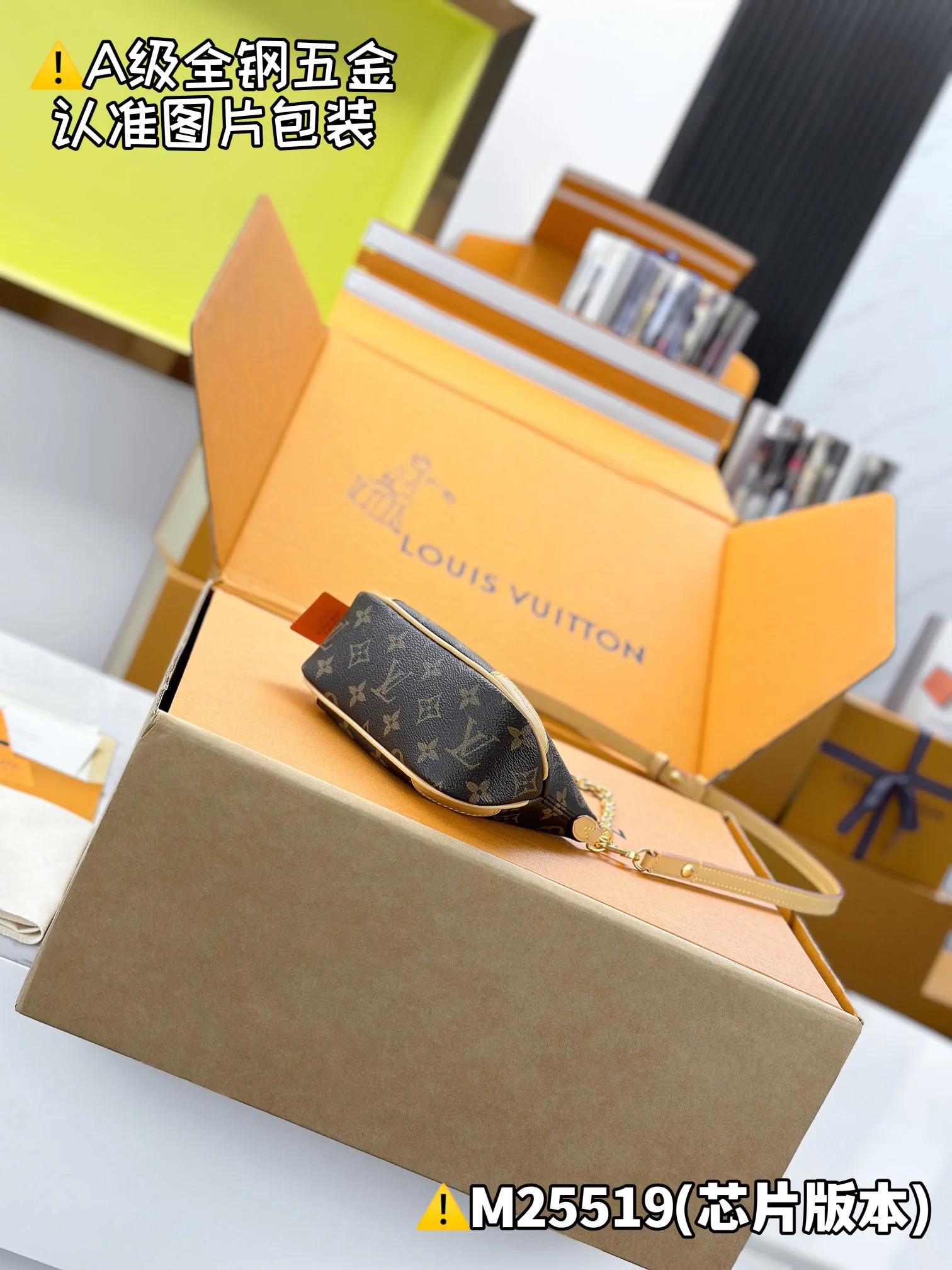 Клатчи Женские Louis Vuitton 151057