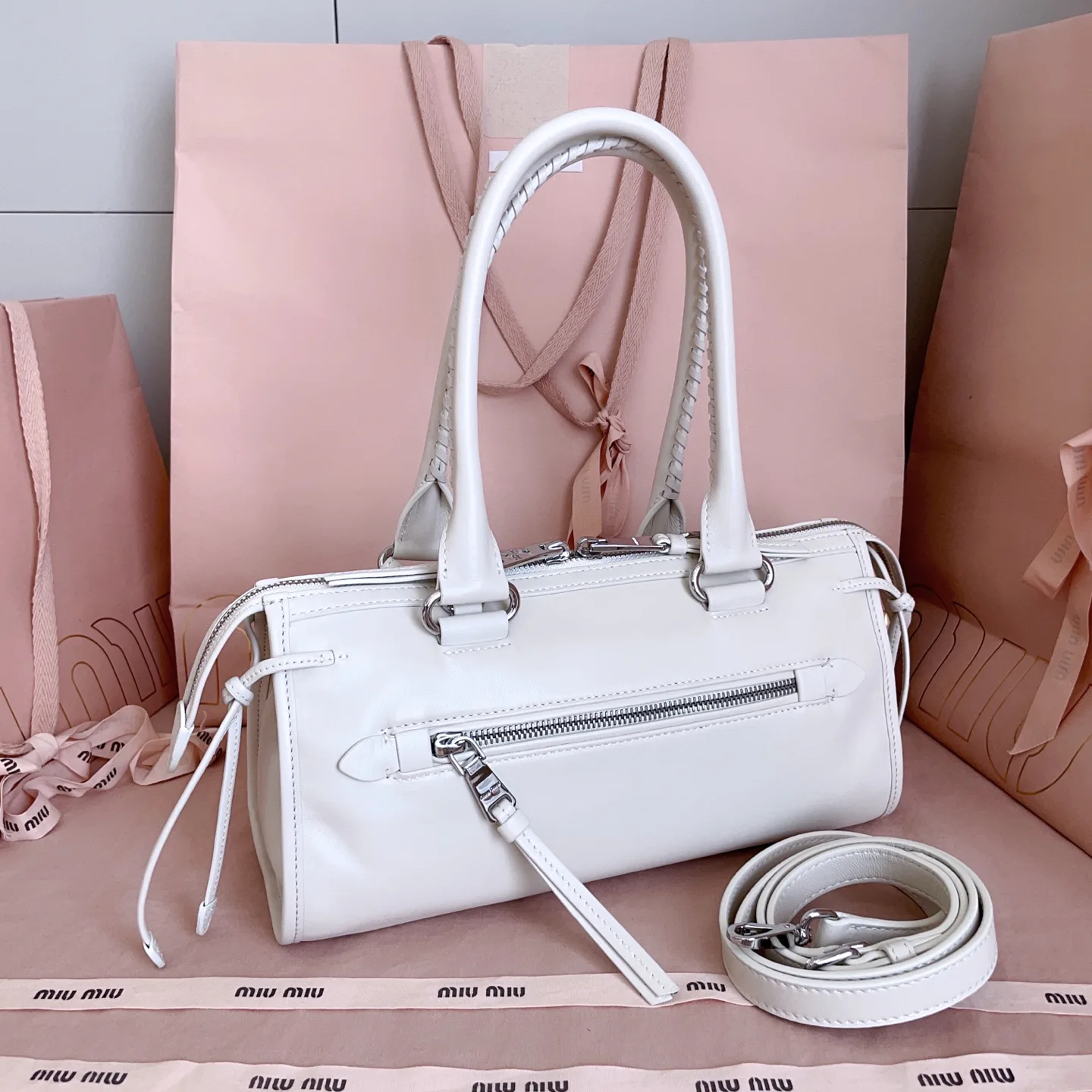 Классические Сумки Женские Miu Miu 18004749
