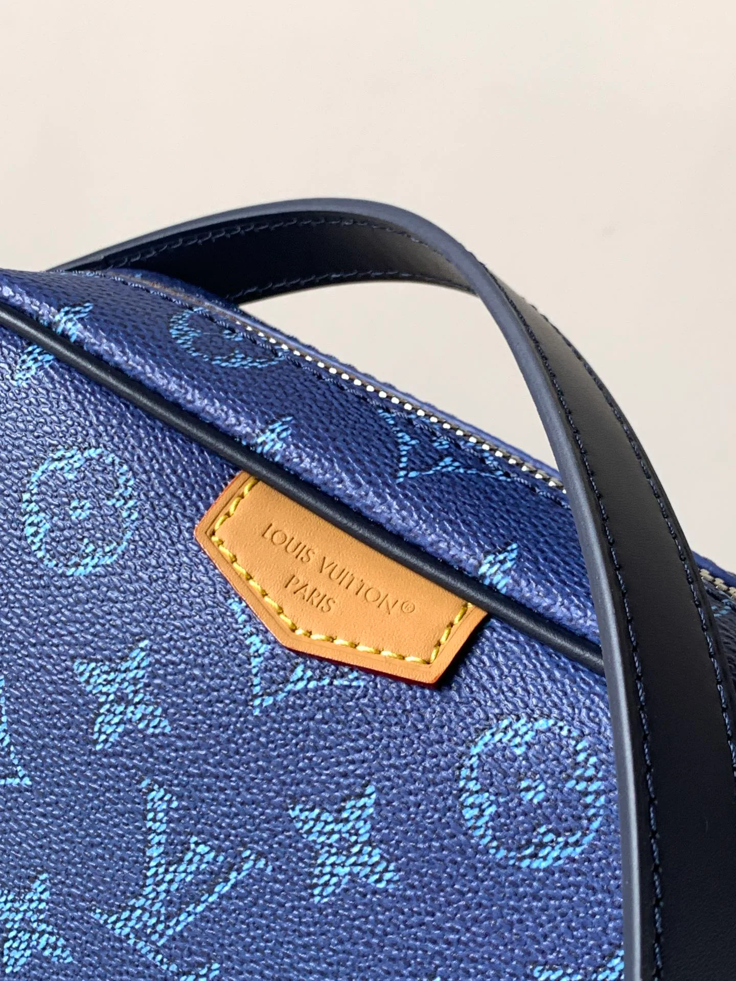 Сумки На Ремне Женские Louis Vuitton 3885413