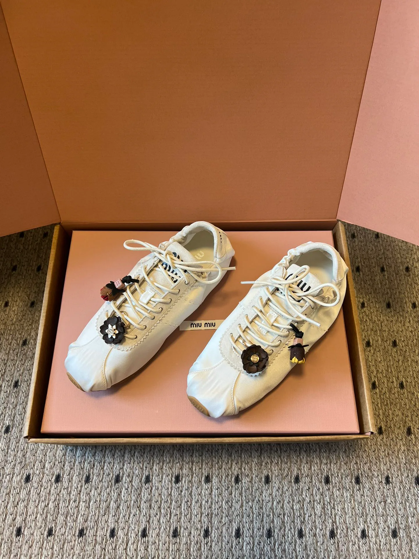 Кроссовки Женские Miu Miu 980804