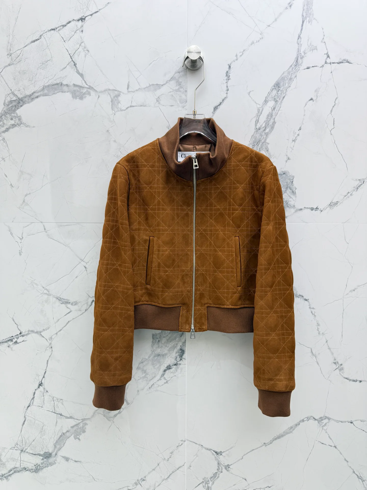 Кожаные Куртки И Дублёнки Женские Christian Dior 9976546