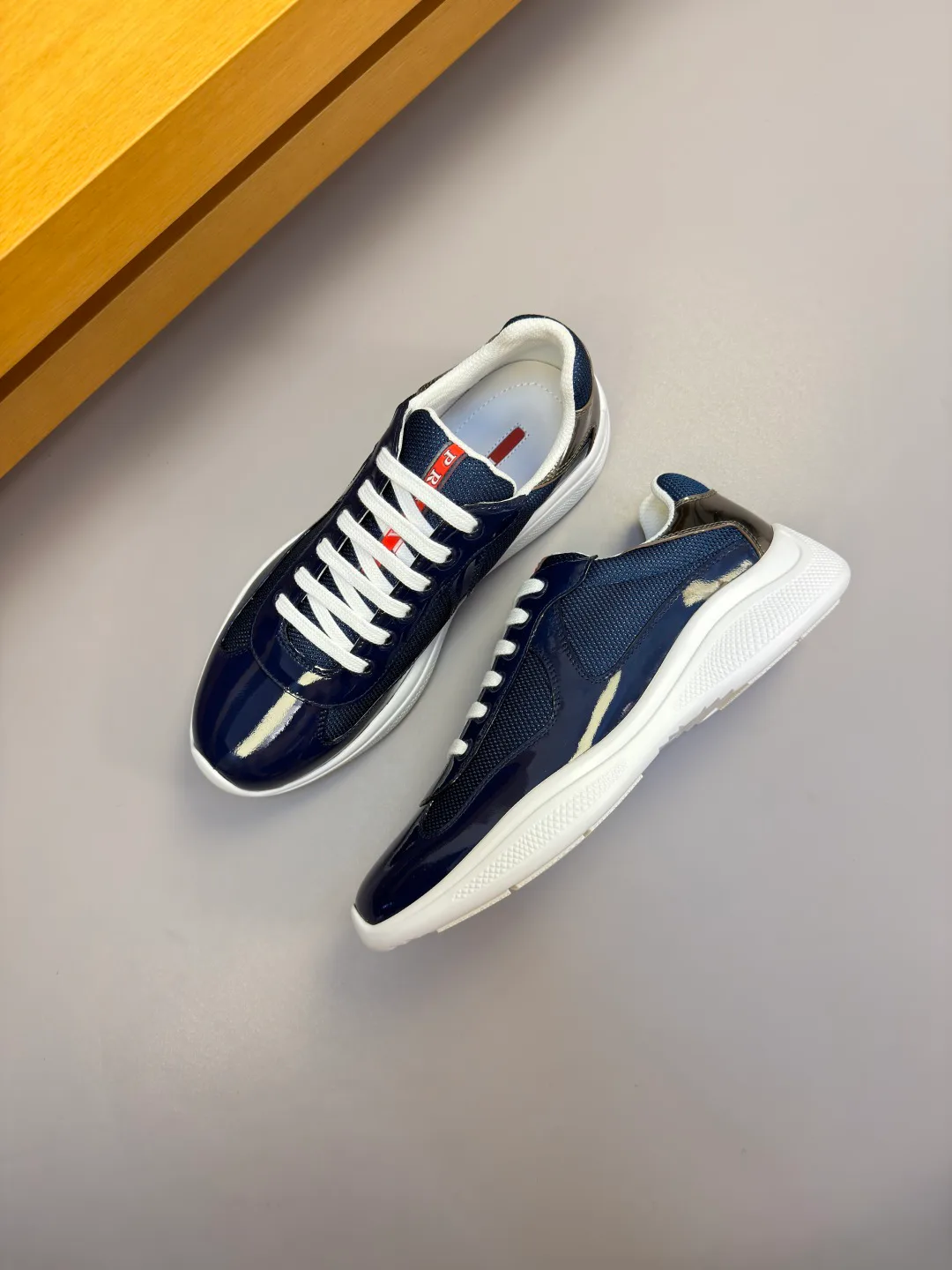 Кроссовки Мужские Prada 17955080