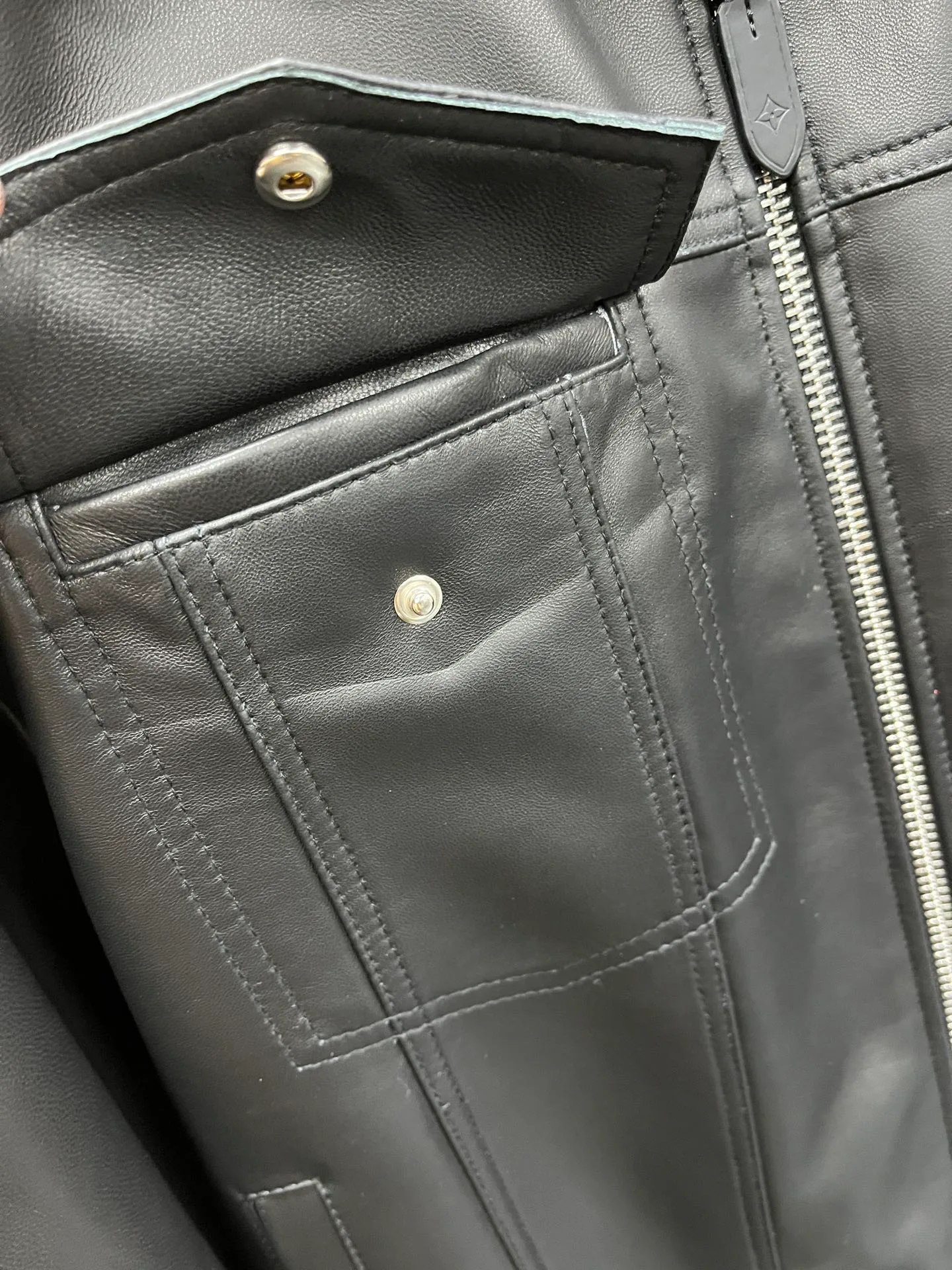 Кожаные Куртки И Дублёнки Мужские Louis Vuitton 444235