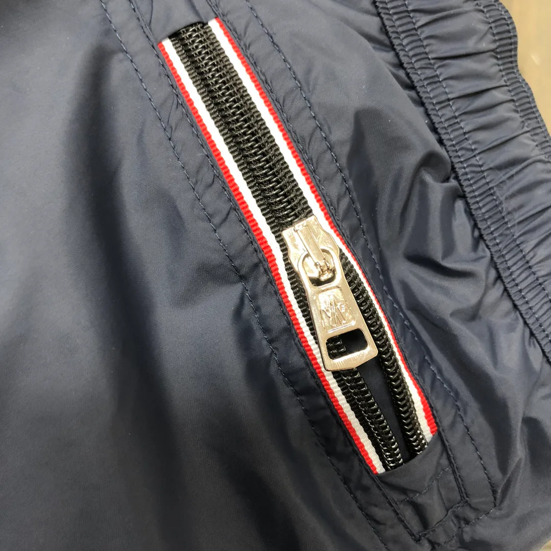 Шорты Мужские Moncler 11239095