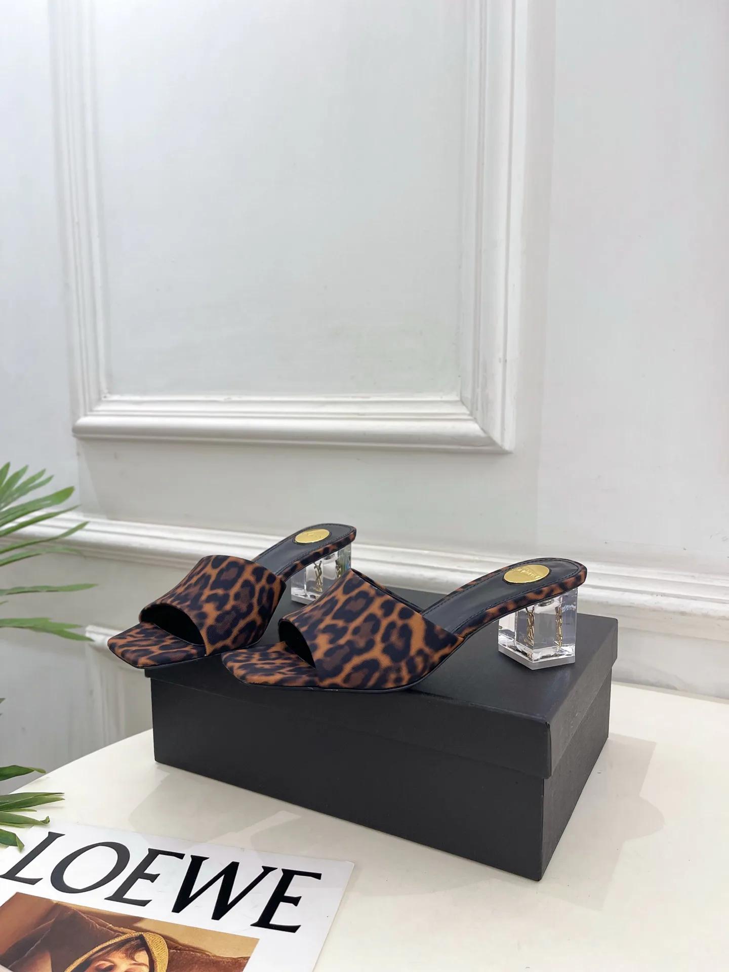 Босоножки Женские Saint Laurent 17506898