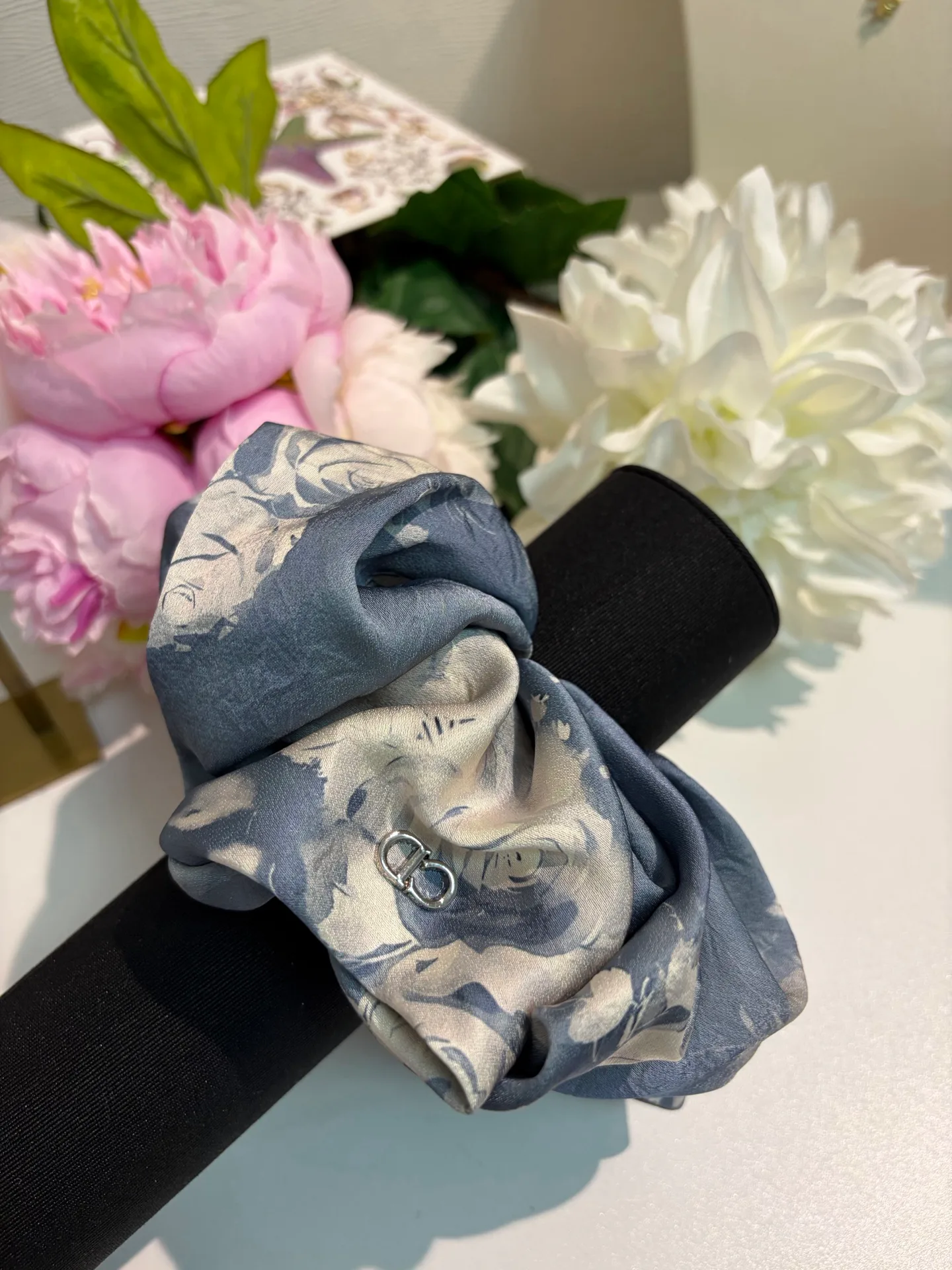 Платки Christian Dior 11524570