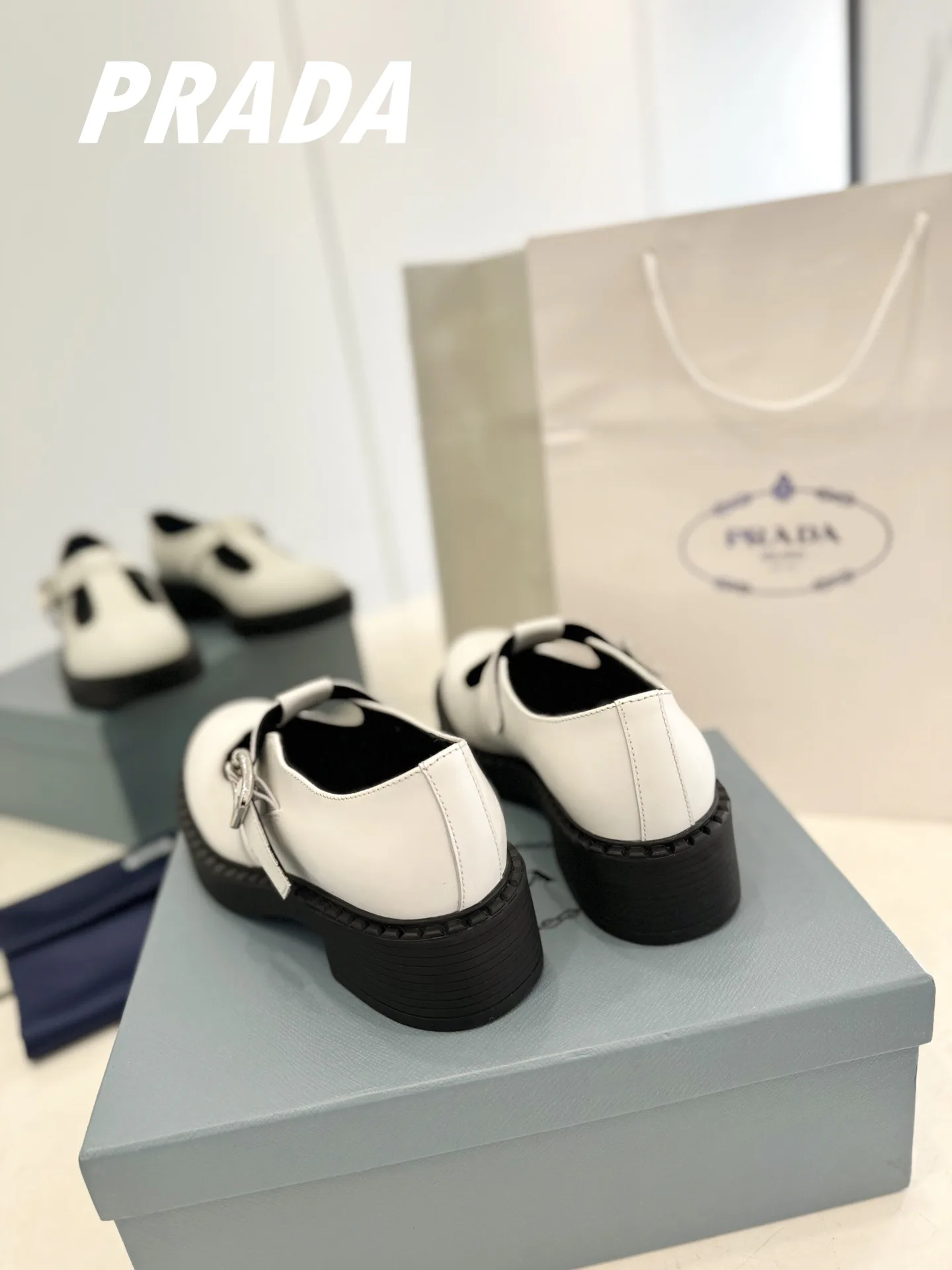 Туфли Женские Prada 17286918