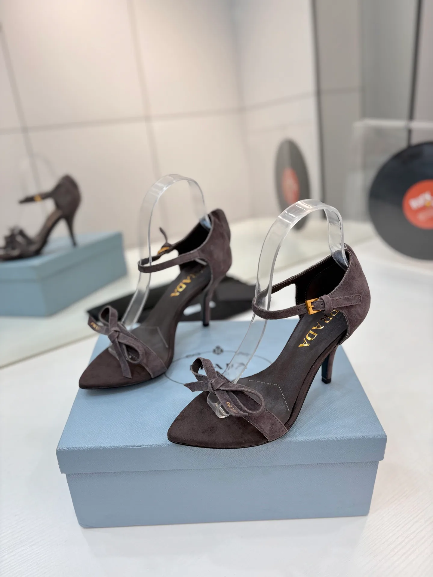 Туфли Женские Prada 11410359