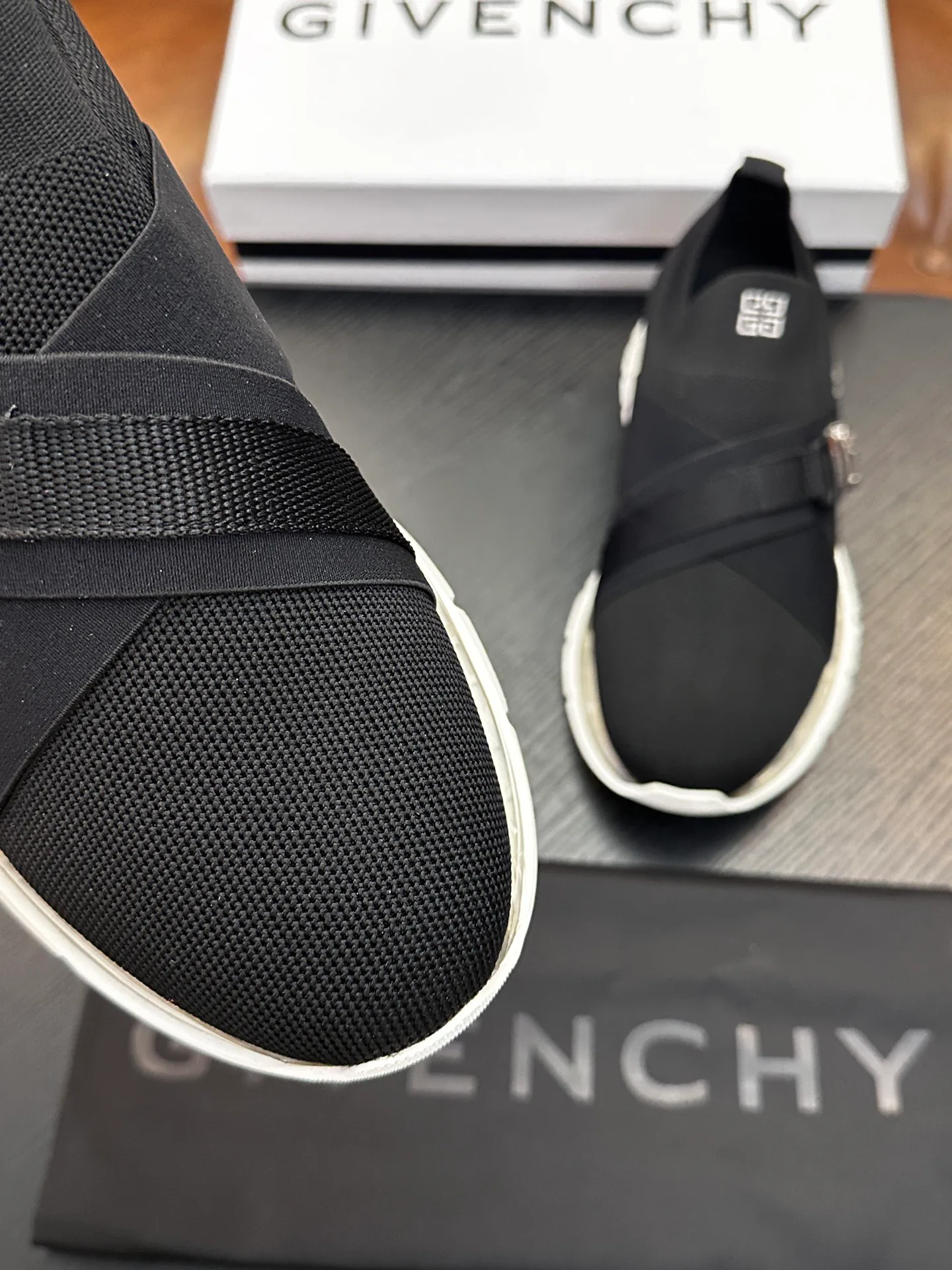 Кеды Женские Givenchy 11710512