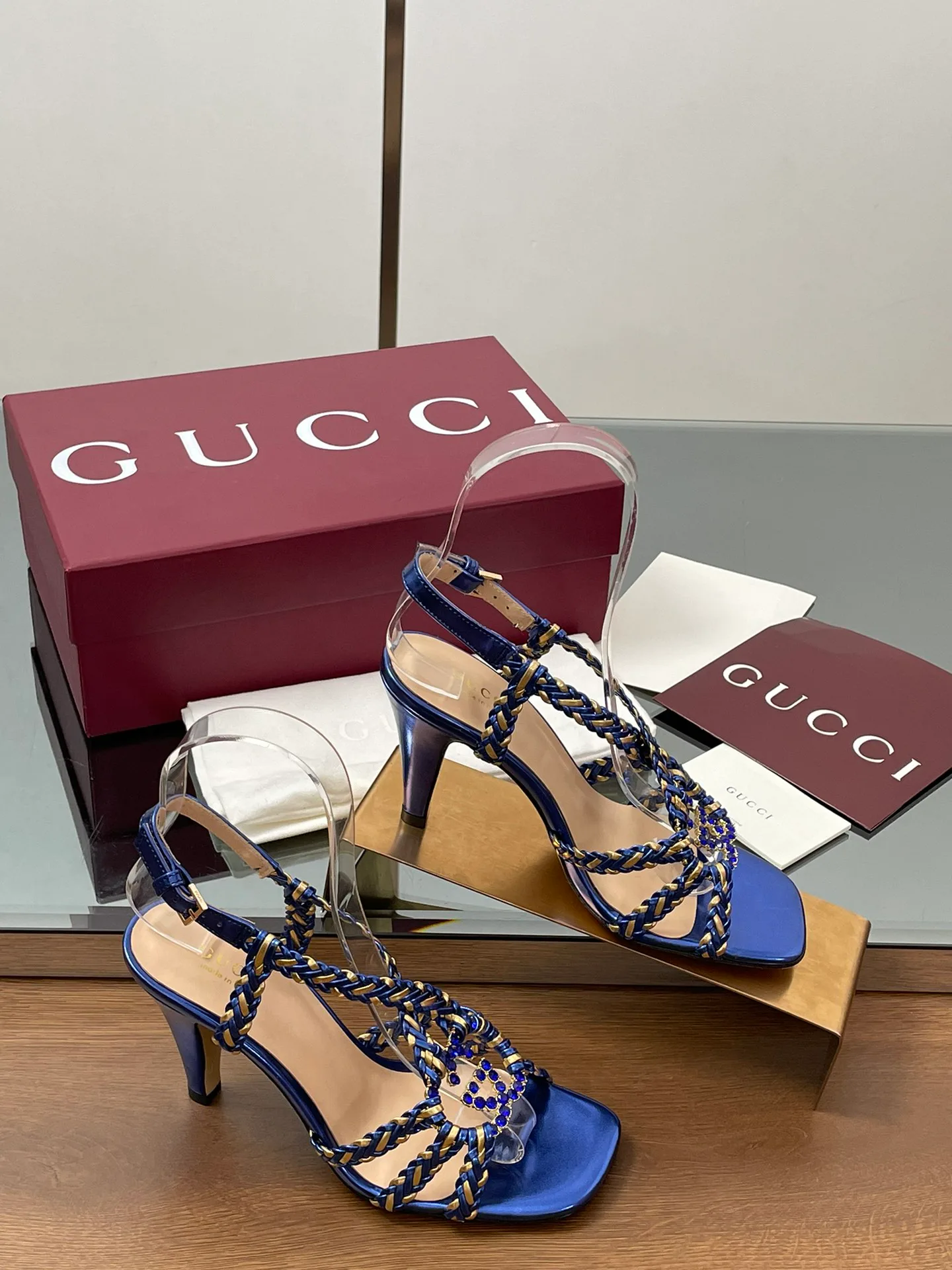 Босоножки Женские Gucci 11507554