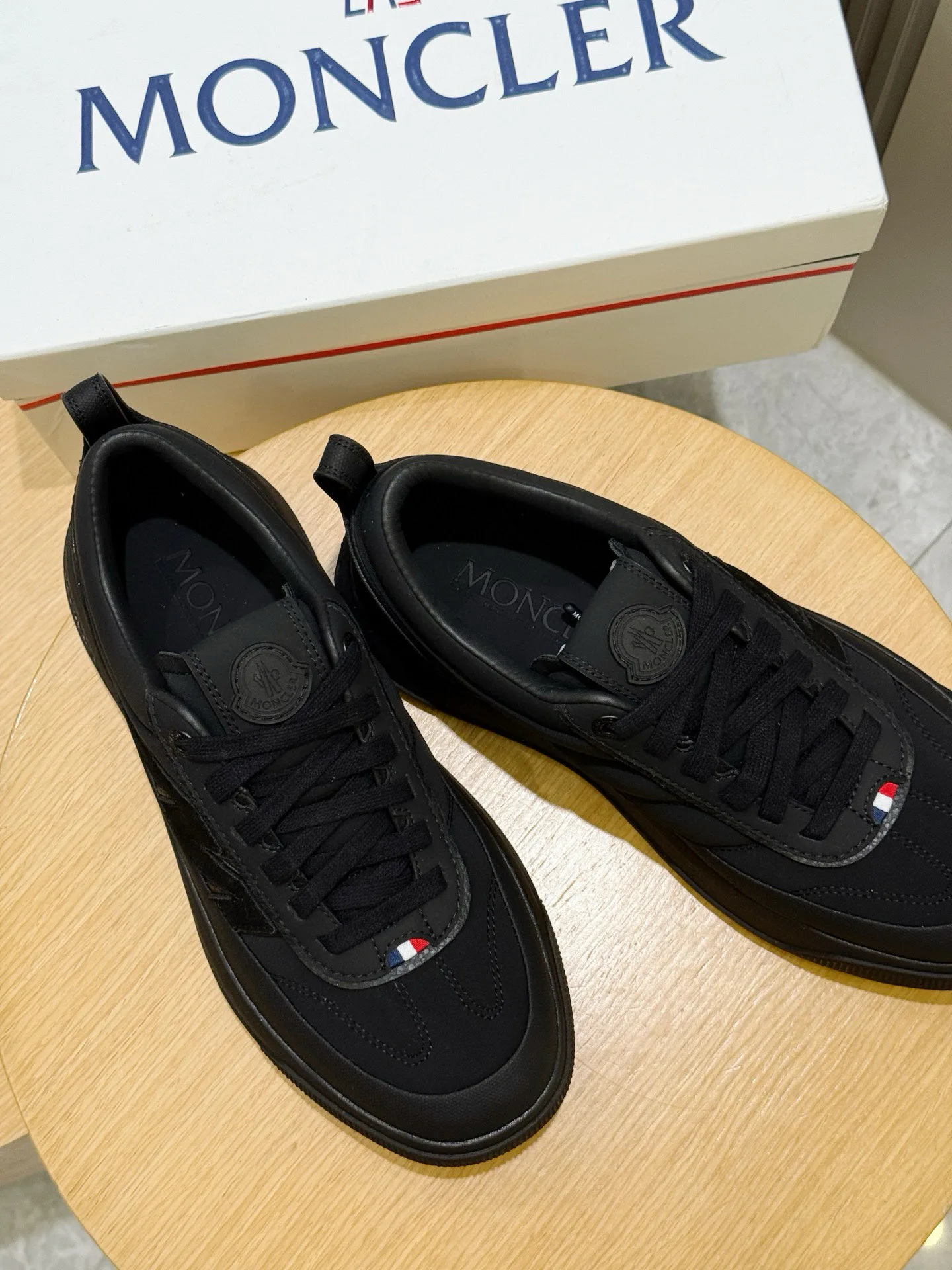 Кроссовки Мужские Moncler 183947