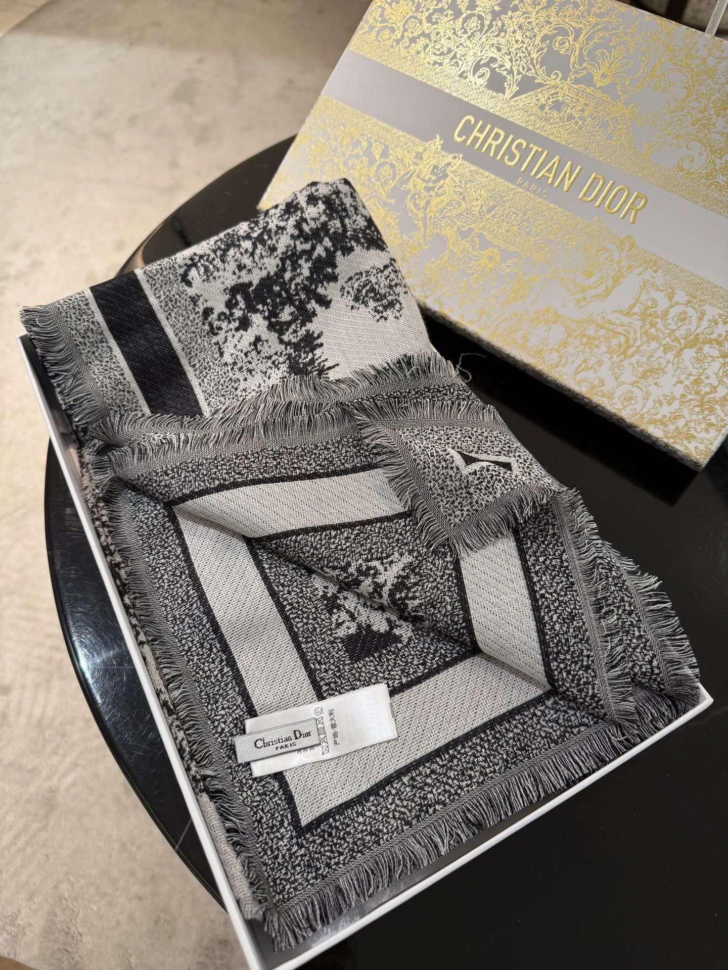 Шарфы Christian Dior 17810479