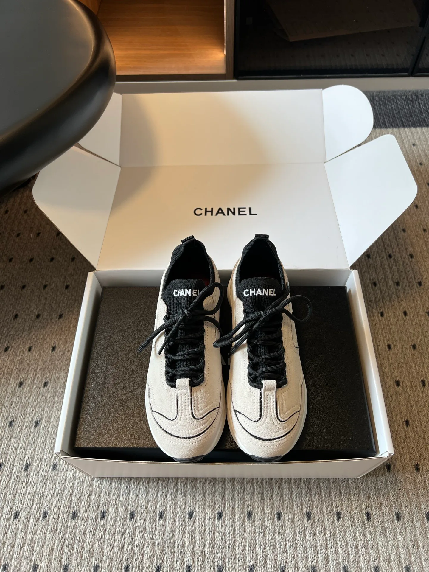 Кроссовки Женские Chanel 17793445