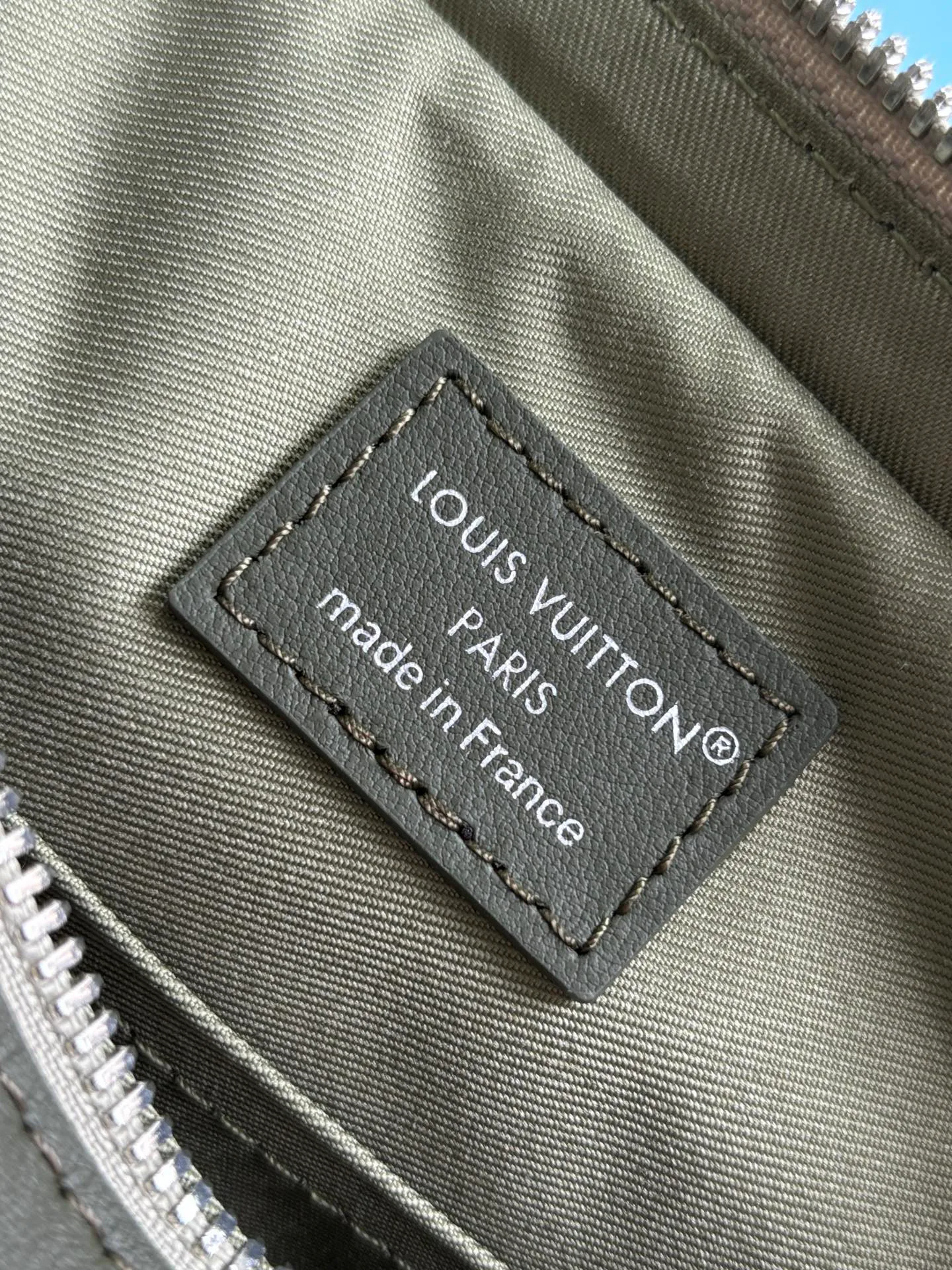 Сумки На Ремне Женские Louis Vuitton 17522371