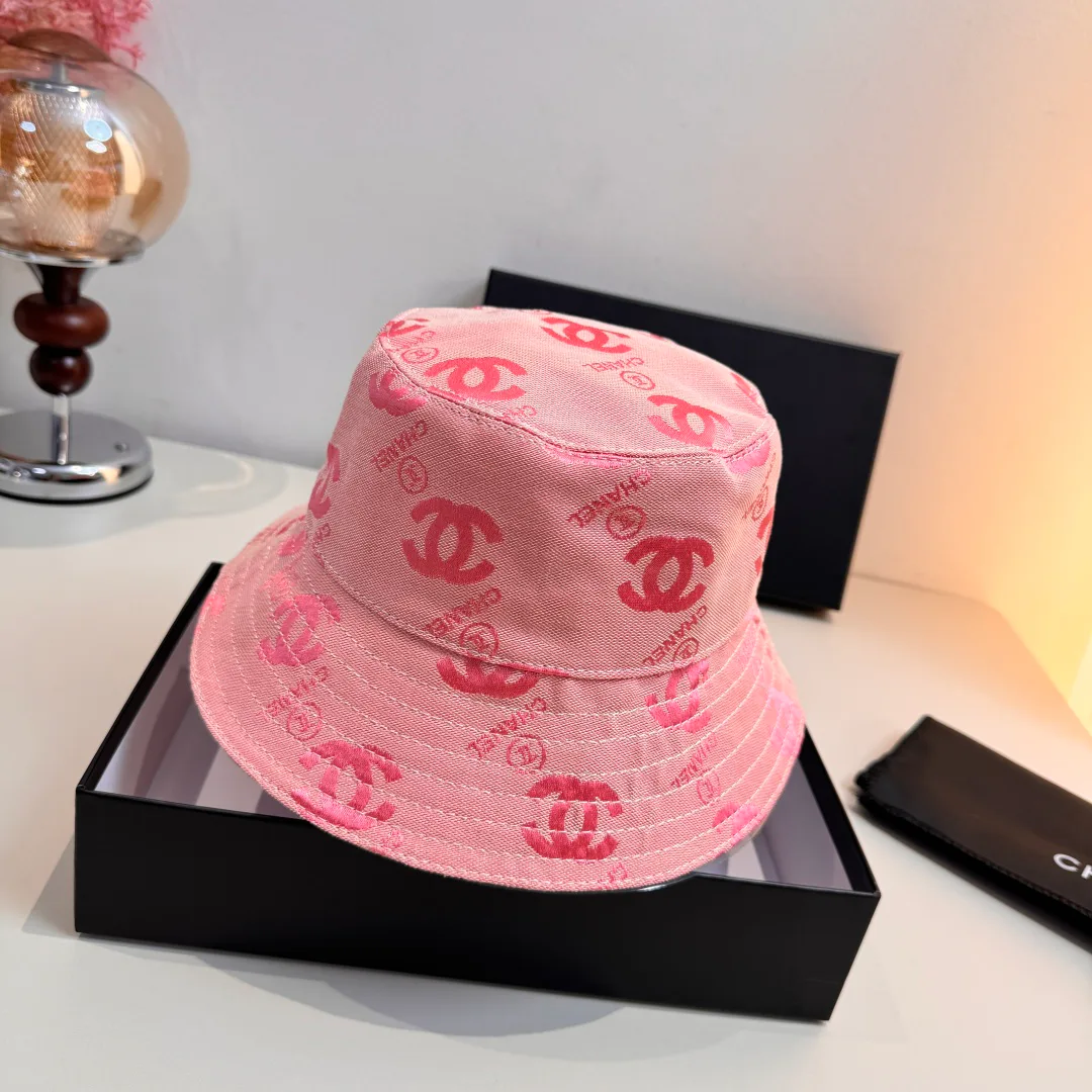 Головные Уборы Chanel 12647131